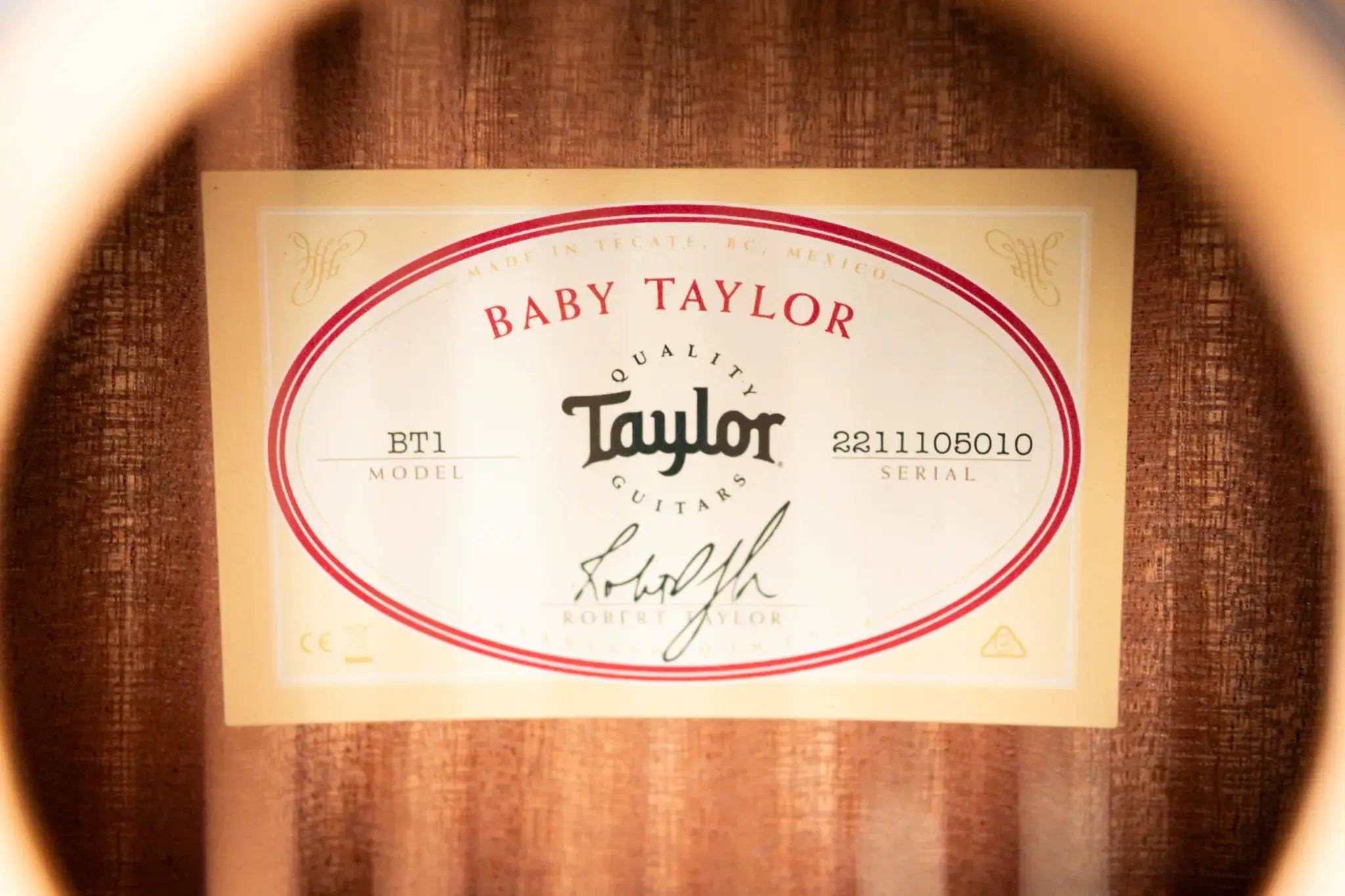 Taylor BT1 Baby Taylor Acoustic Guitar with Gig Bag