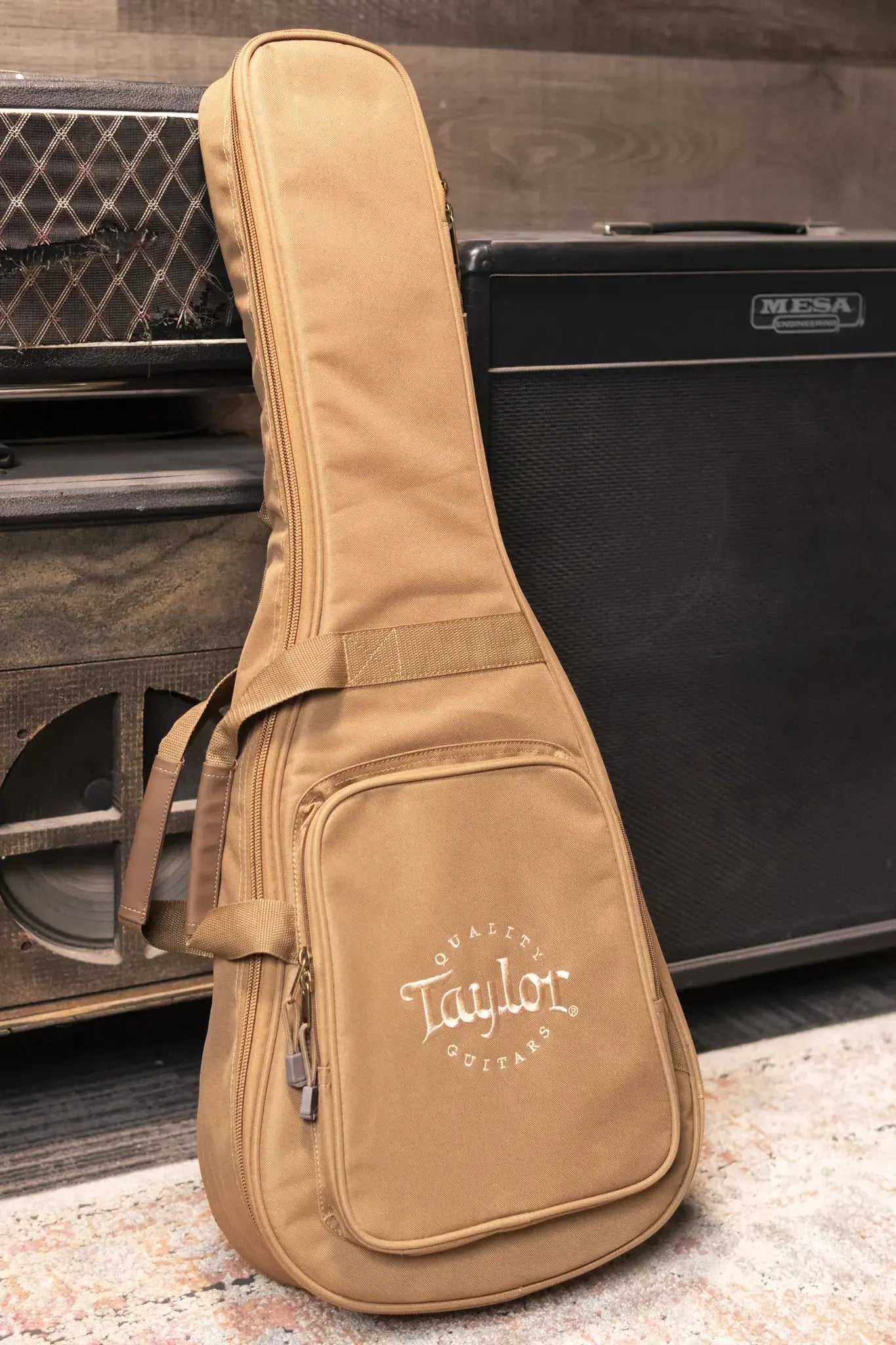 Taylor BTe-Koa Baby Taylor Acoustic-Electric Guitar with Gig Bag