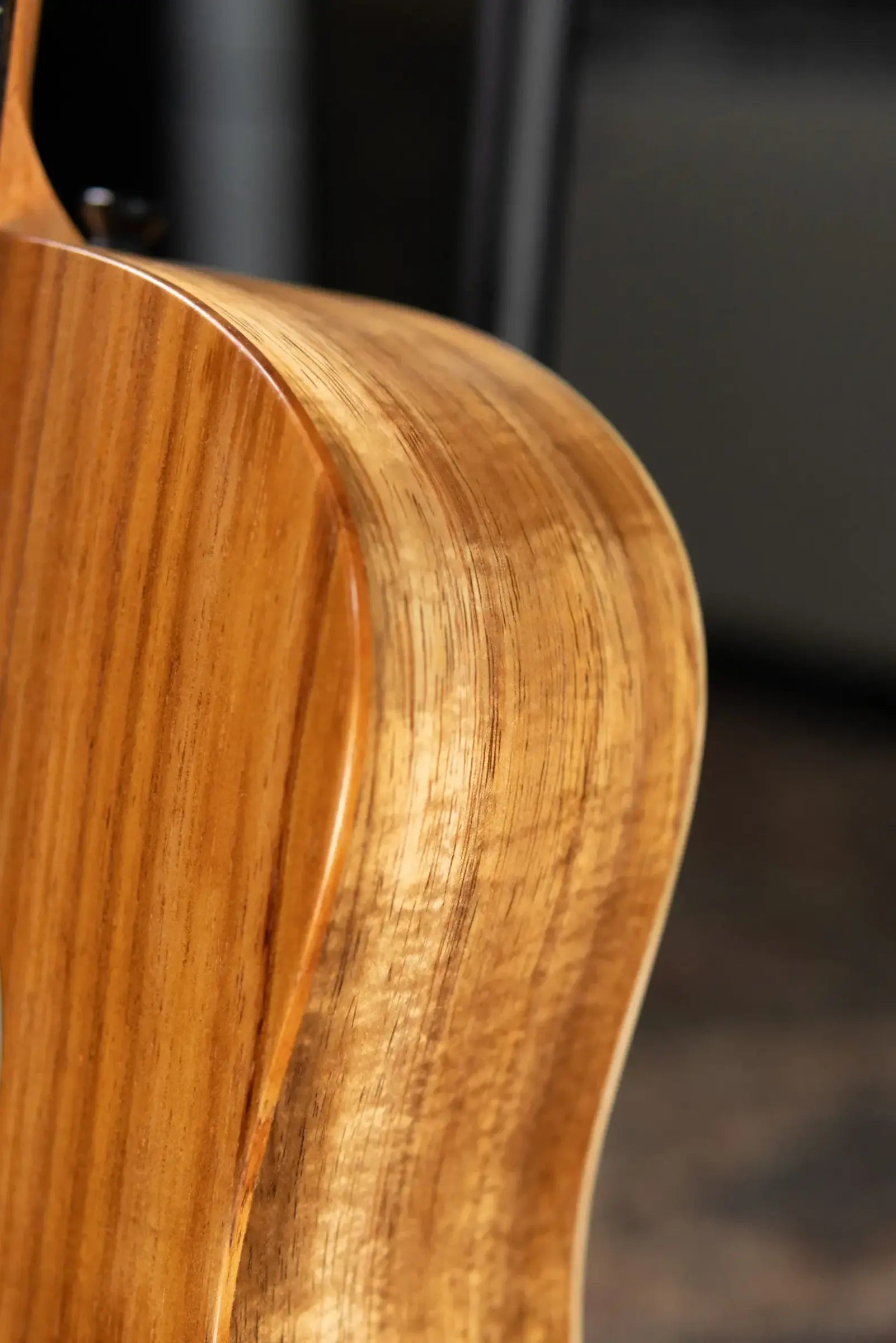 Taylor BTe-Koa Baby Taylor Acoustic/Electric Guitar with Gig Bag