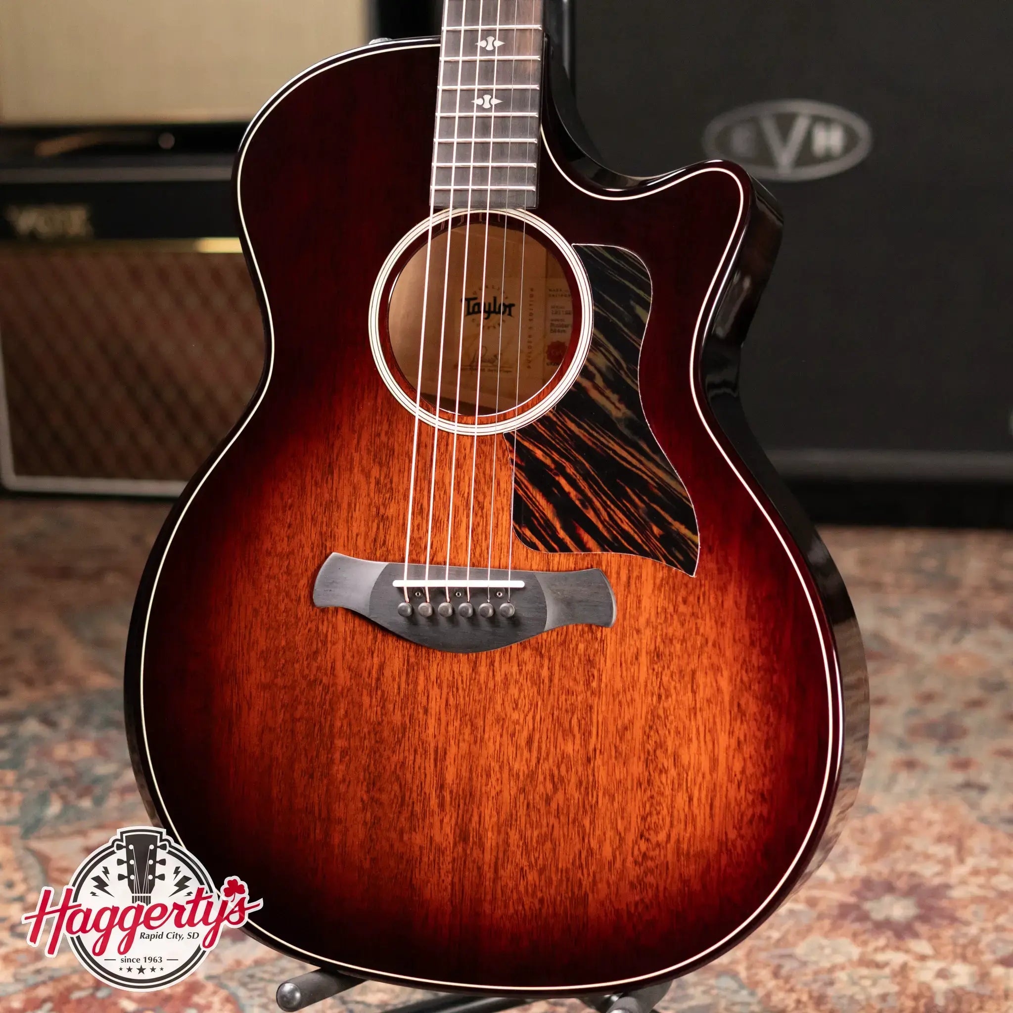 Taylor Builder's Edition 524ce Grand Auditorium Acoustic/Electric Guitar with Hardshell Case - Demo
