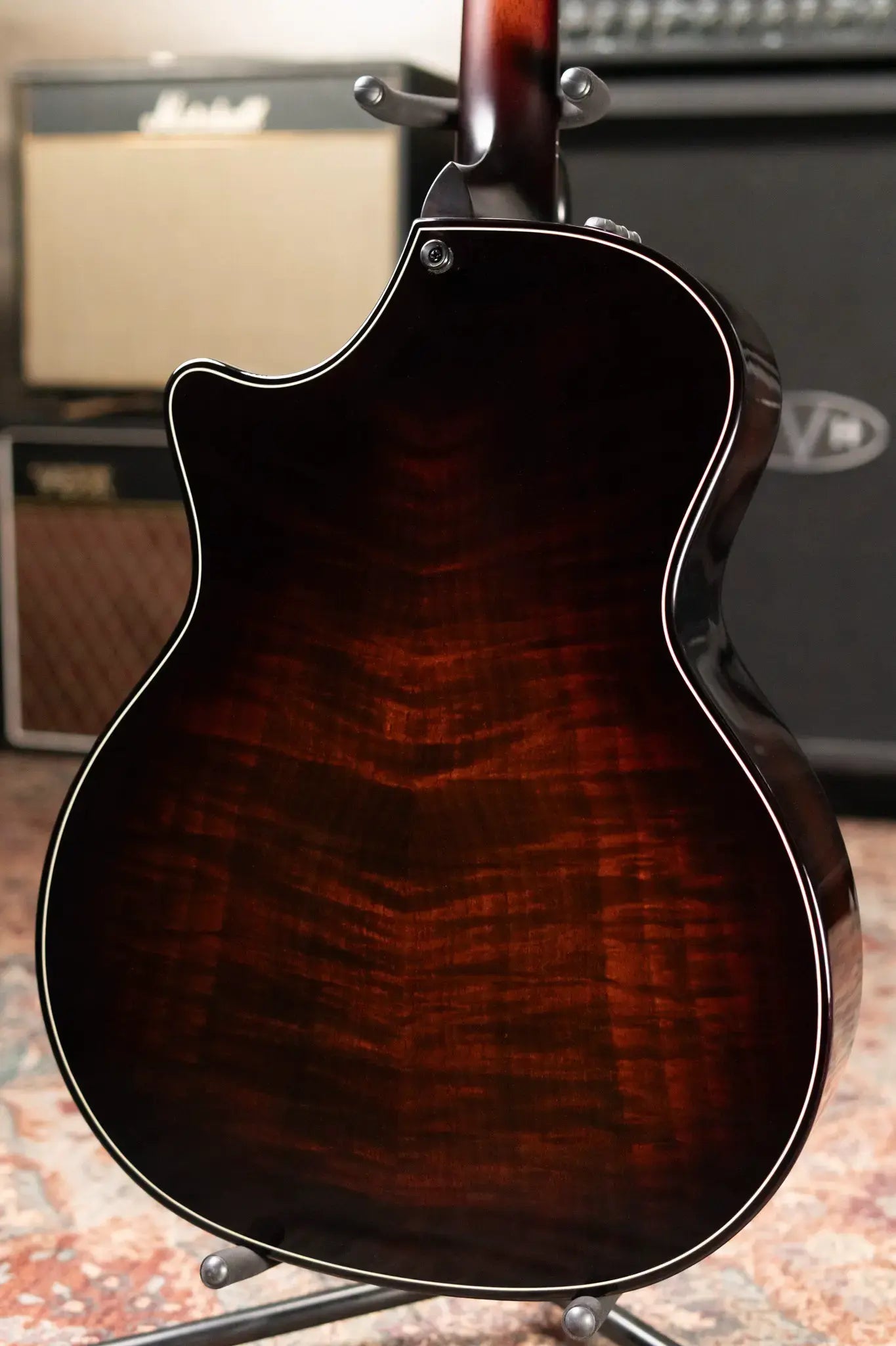 Taylor Builder's Edition 524ce Grand Auditorium Acoustic/Electric Guitar with Hardshell Case - Demo