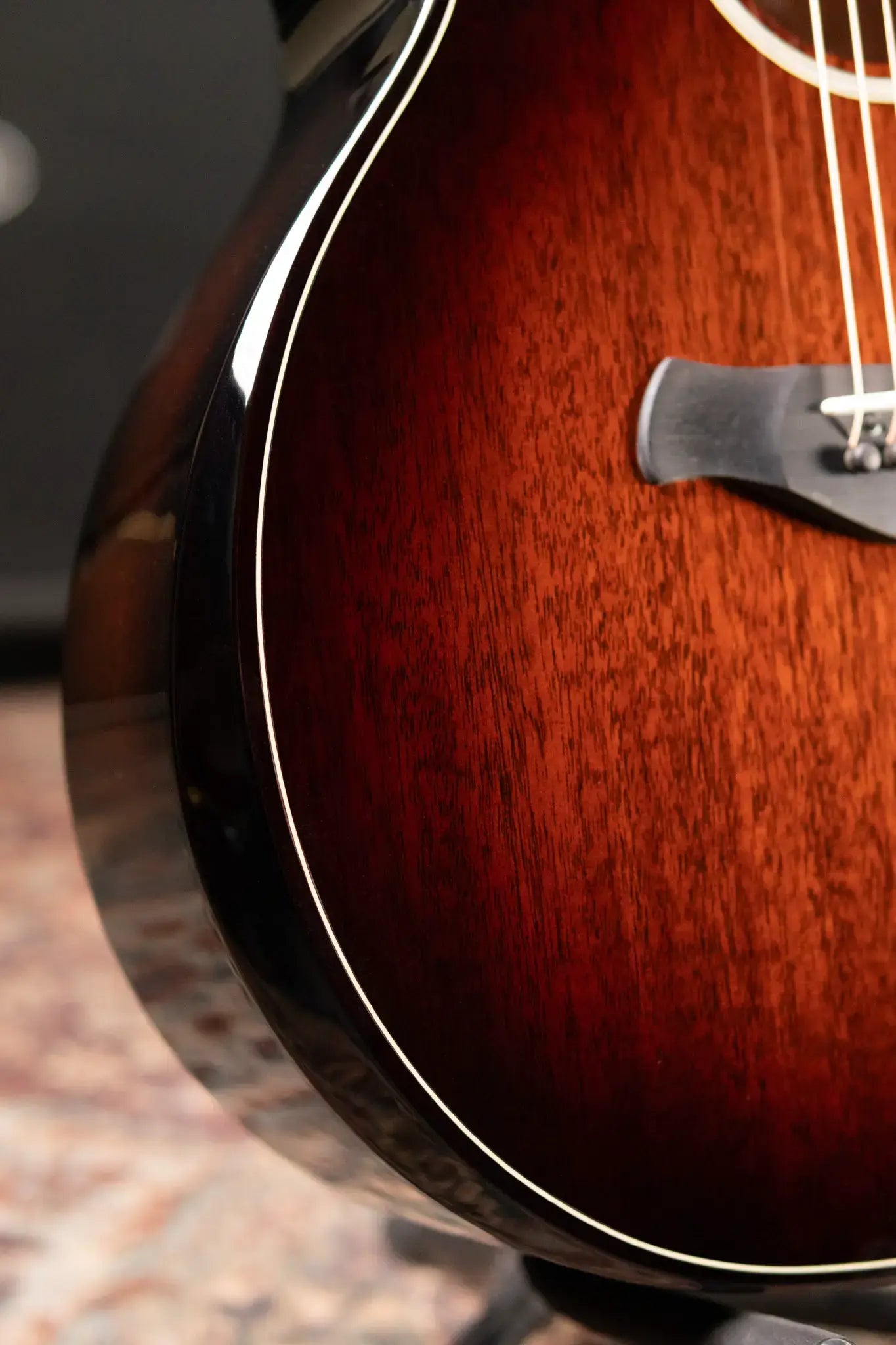 Taylor Builder's Edition 524ce Grand Auditorium Acoustic/Electric Guitar with Hardshell Case - Demo