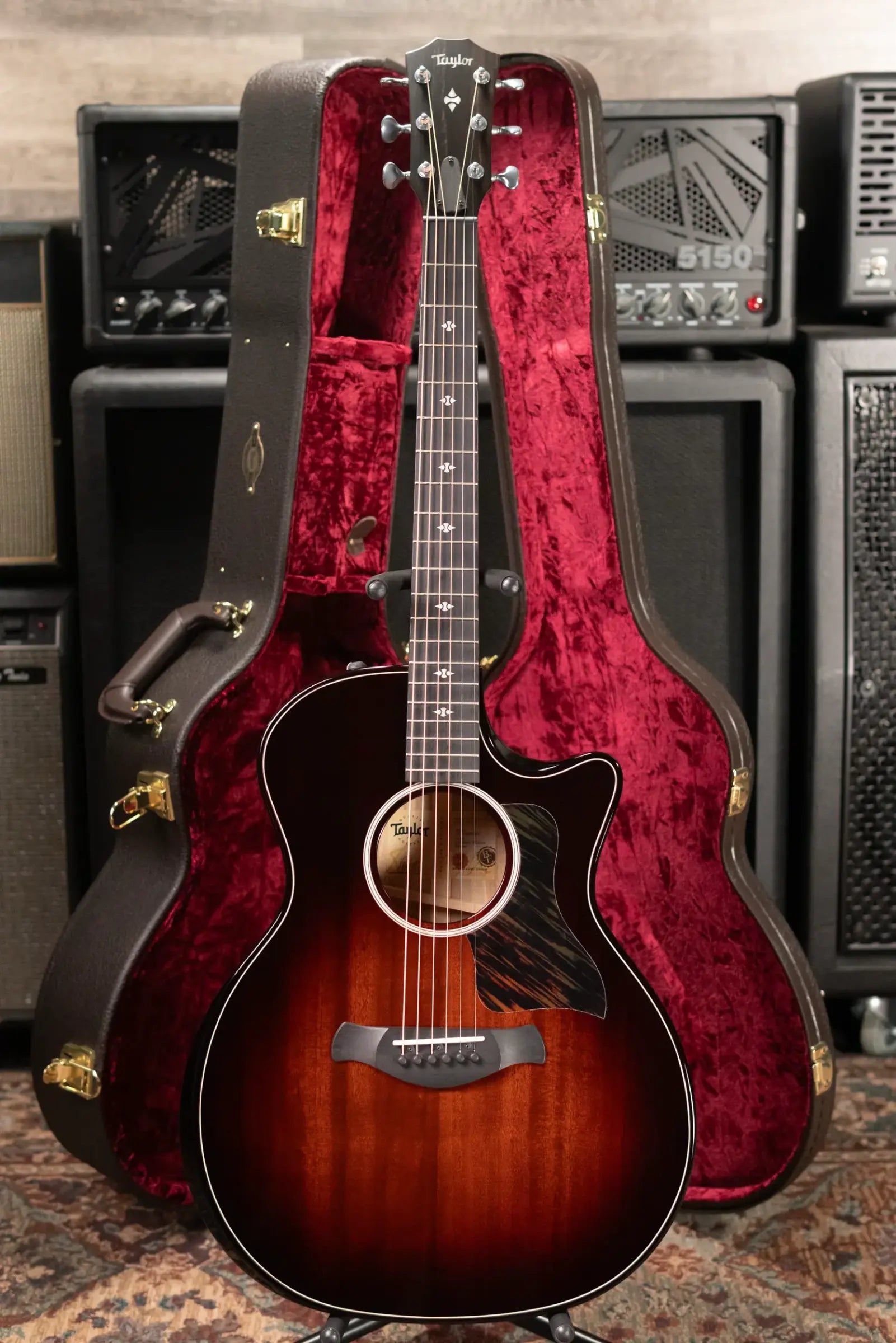 Taylor Builder's Edition 524ce Grand Auditorium Acoustic/Electric Guitar with Hardshell Case