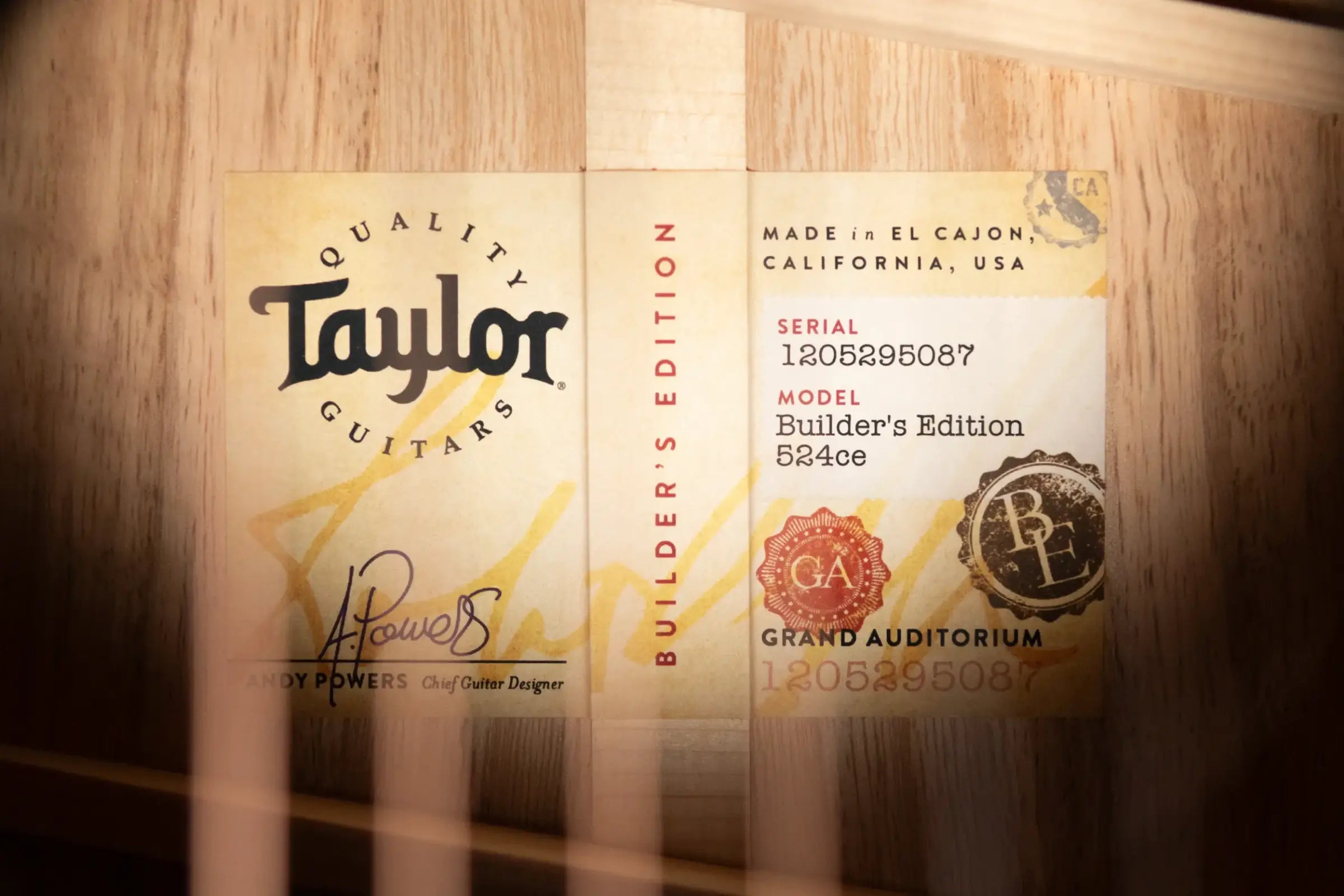 Taylor Builder's Edition 524ce Grand Auditorium Acoustic/Electric Guitar with Hardshell Case