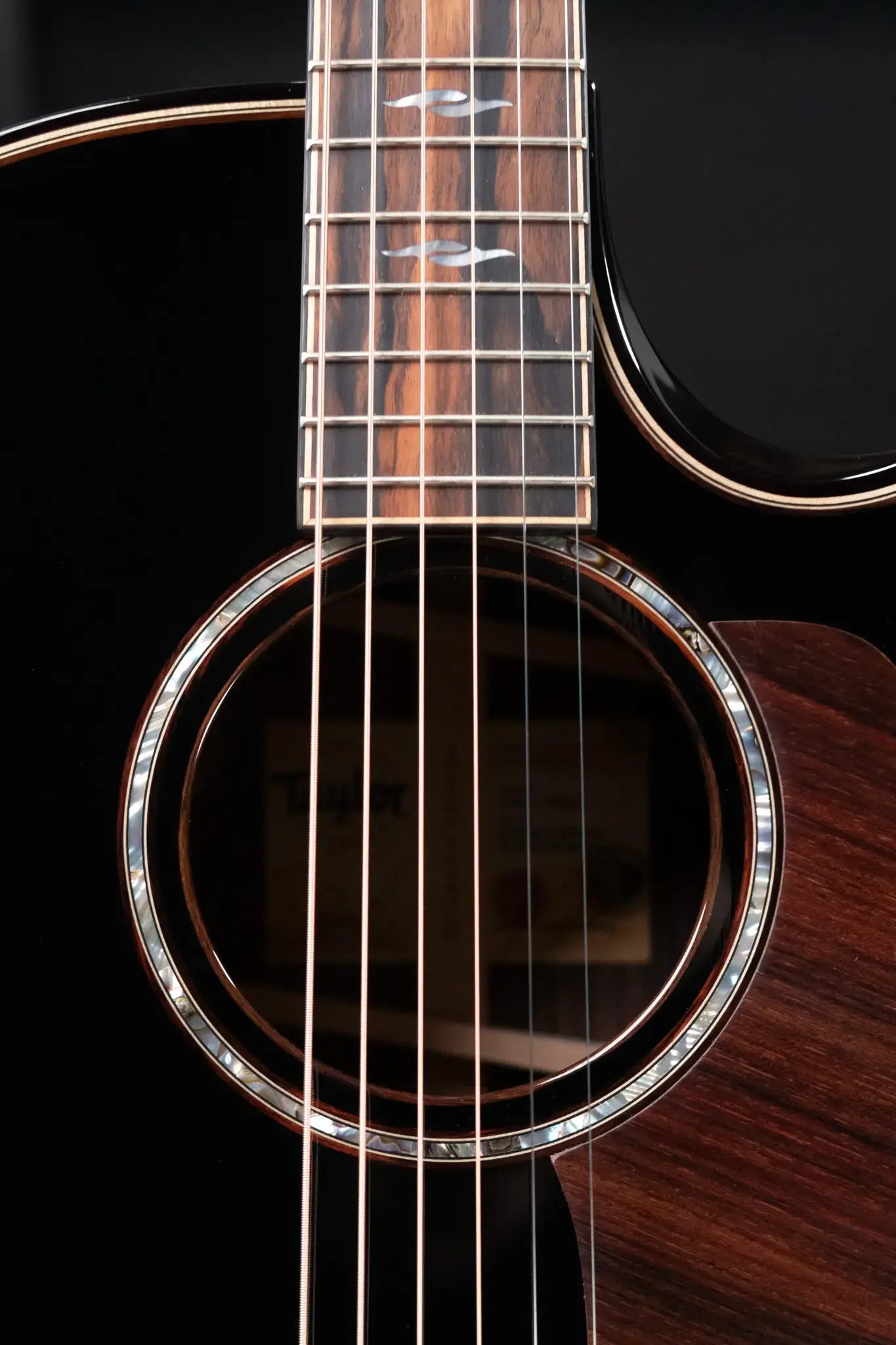 Taylor Builder's Edition 814ce Blacktop Grand Auditorium Acoustic/Electric Guitar with Hardshell Case