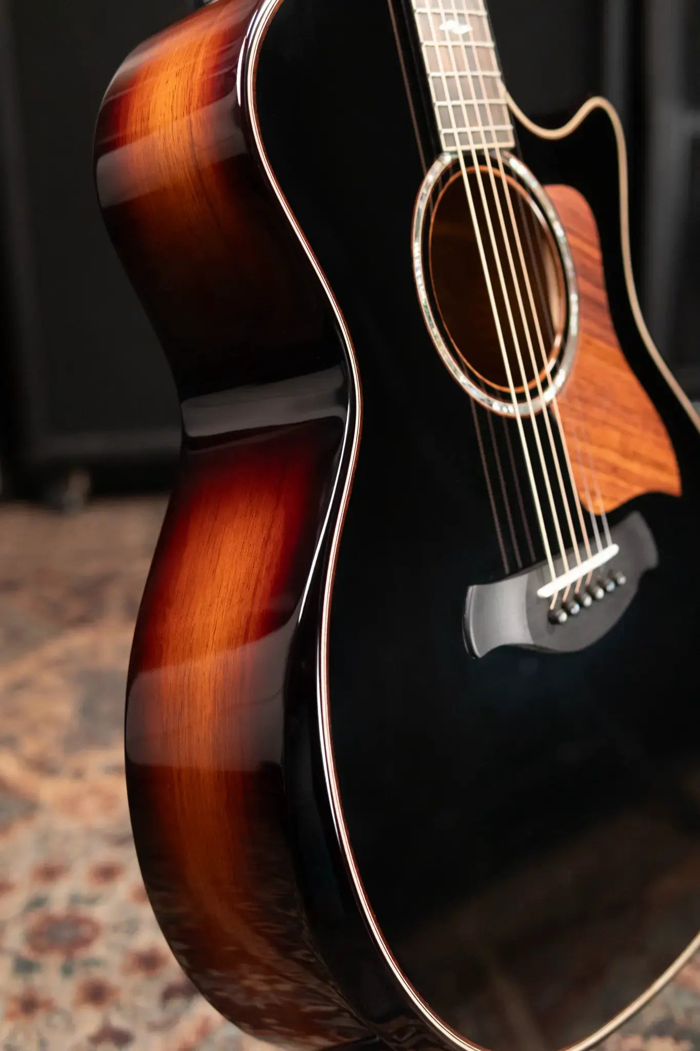 Taylor Builder's Edition 814ce Grand Auditorium Acoustic/Electric Guitar - Blacktop with Hardshell Case