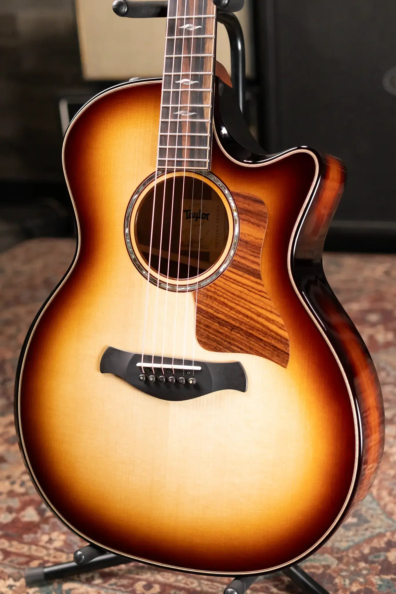 Taylor Builder's Edition 814ce Grand Auditorium Acoustic/Electric Guitar - Shaded Edge Burst with Hardshell Case