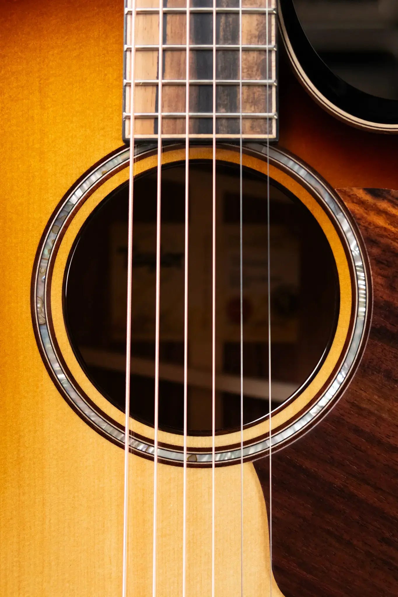 Taylor Builder's Edition 814ce Grand Auditorium Acoustic/Electric Guitar - Shaded Edge Burst with Hardshell Case - Factory Demo