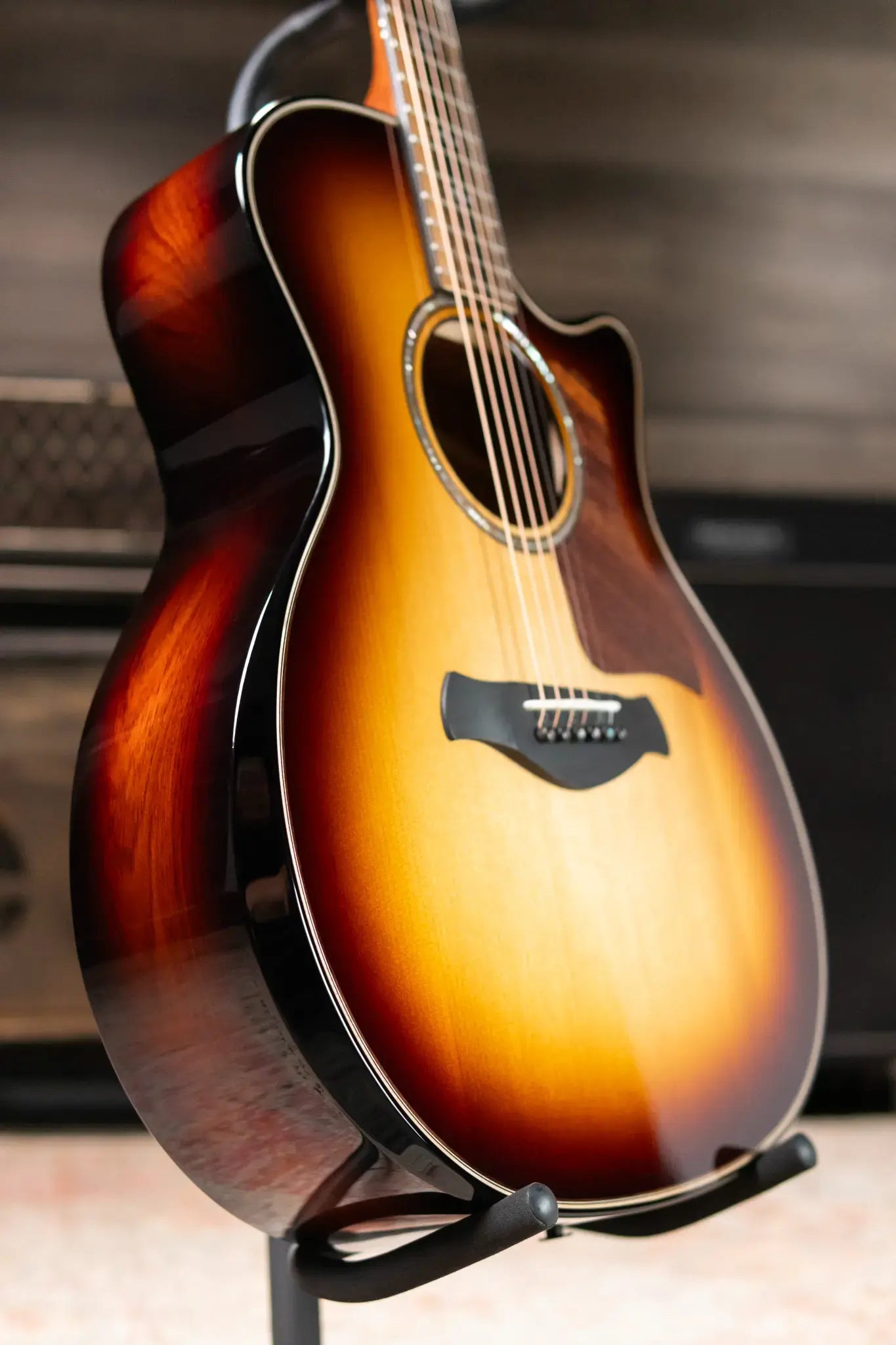 Taylor Builder's Edition 814ce Grand Auditorium Acoustic/Electric Guitar - Shaded Edge Burst with Hardshell Case - Factory Demo