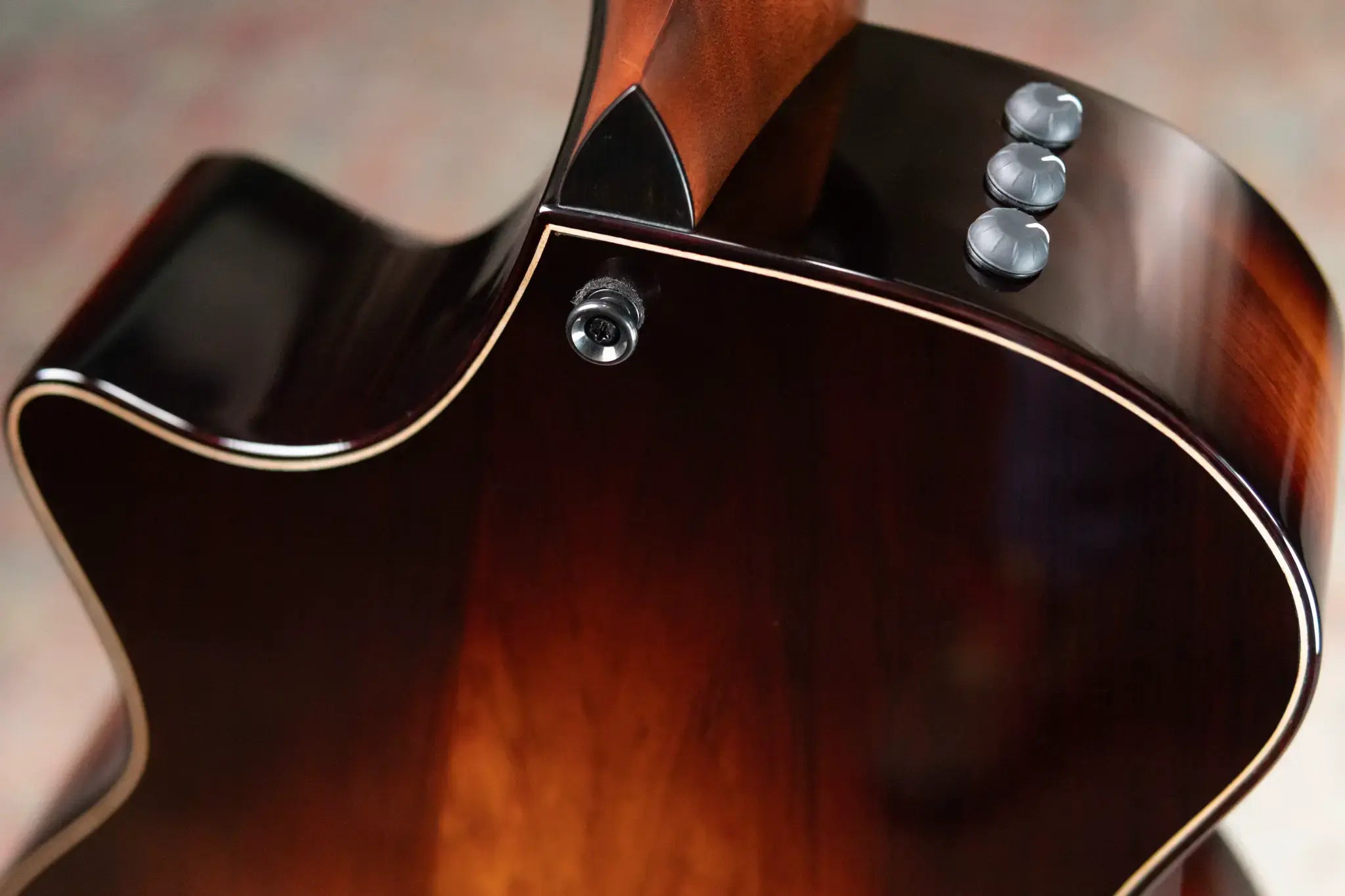Taylor Builder's Edition 814ce Honduran Rosewood/Sinker Redwood Acoustic/Electric Guitar with Hardshell Case