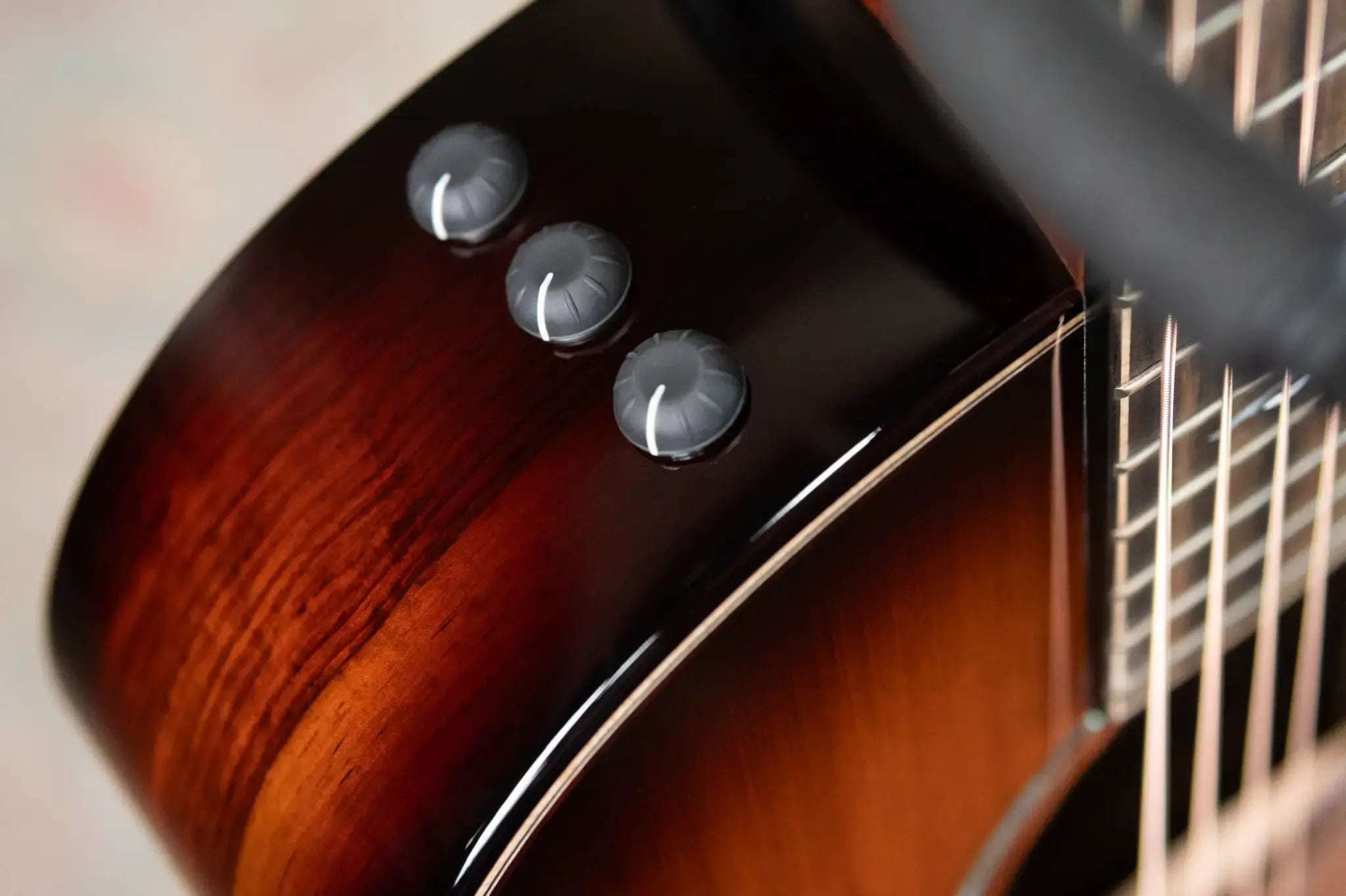 Taylor Builder's Edition 814ce Honduran Rosewood/Sinker Redwood Acoustic/Electric Guitar with Hardshell Case