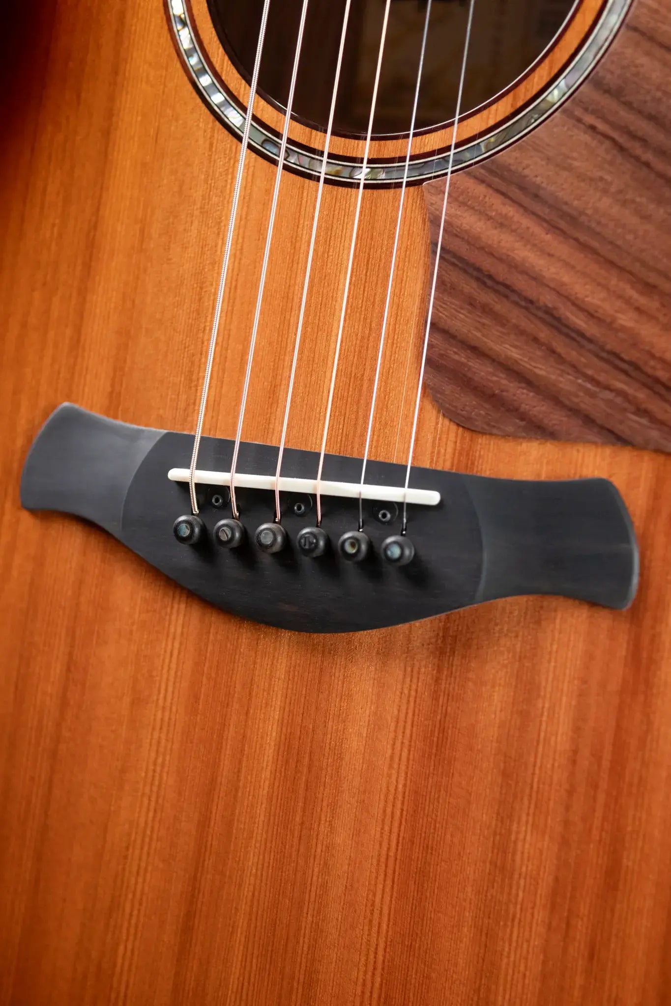 Taylor Builder's Edition 814ce Honduran Rosewood/Sinker Redwood Acoustic/Electric Guitar with Hardshell Case