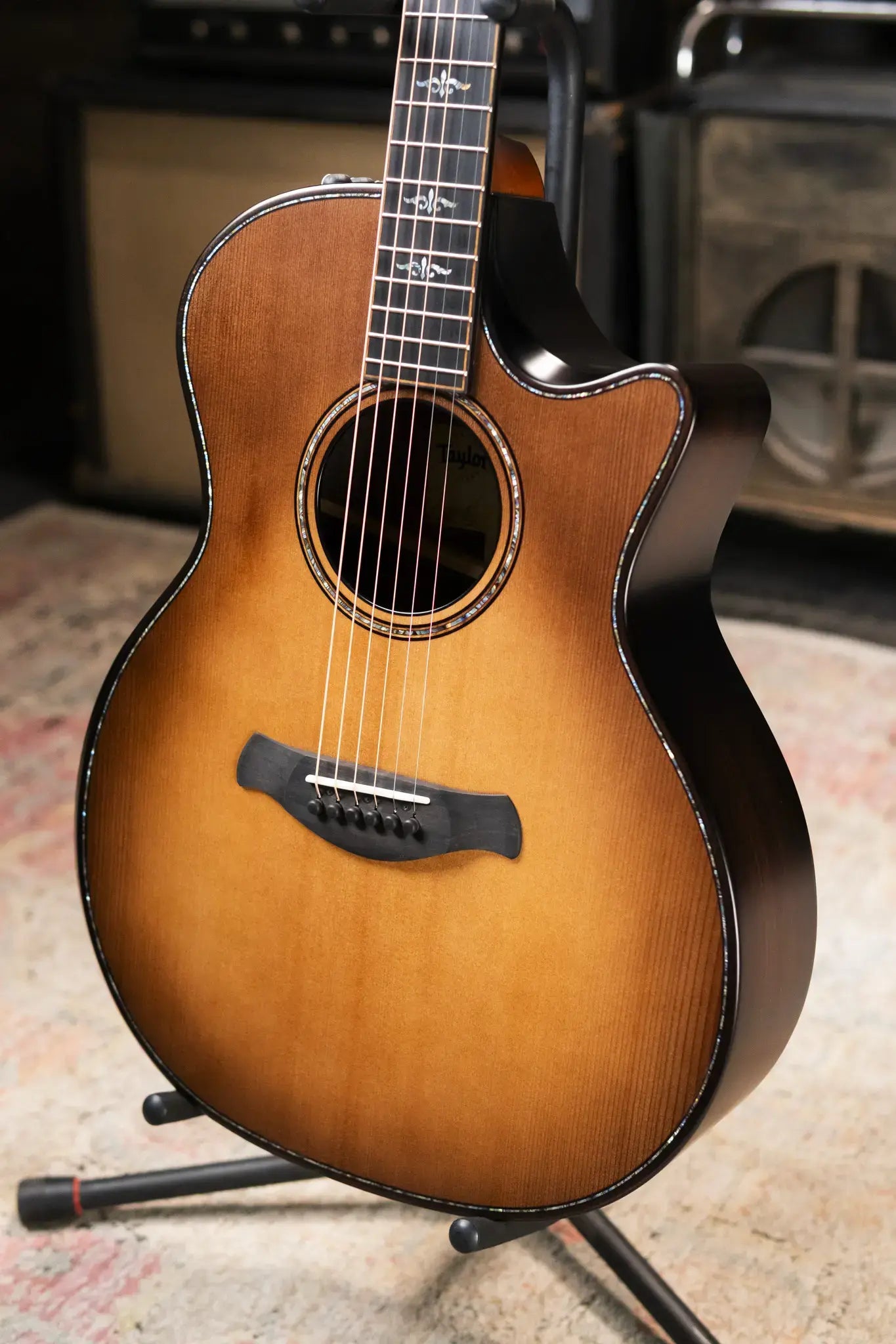Taylor Builder's Edition 914ce Grand Auditorium Acoustic/Electric Guitar - Wild Honey Burst with Hardshell Case
