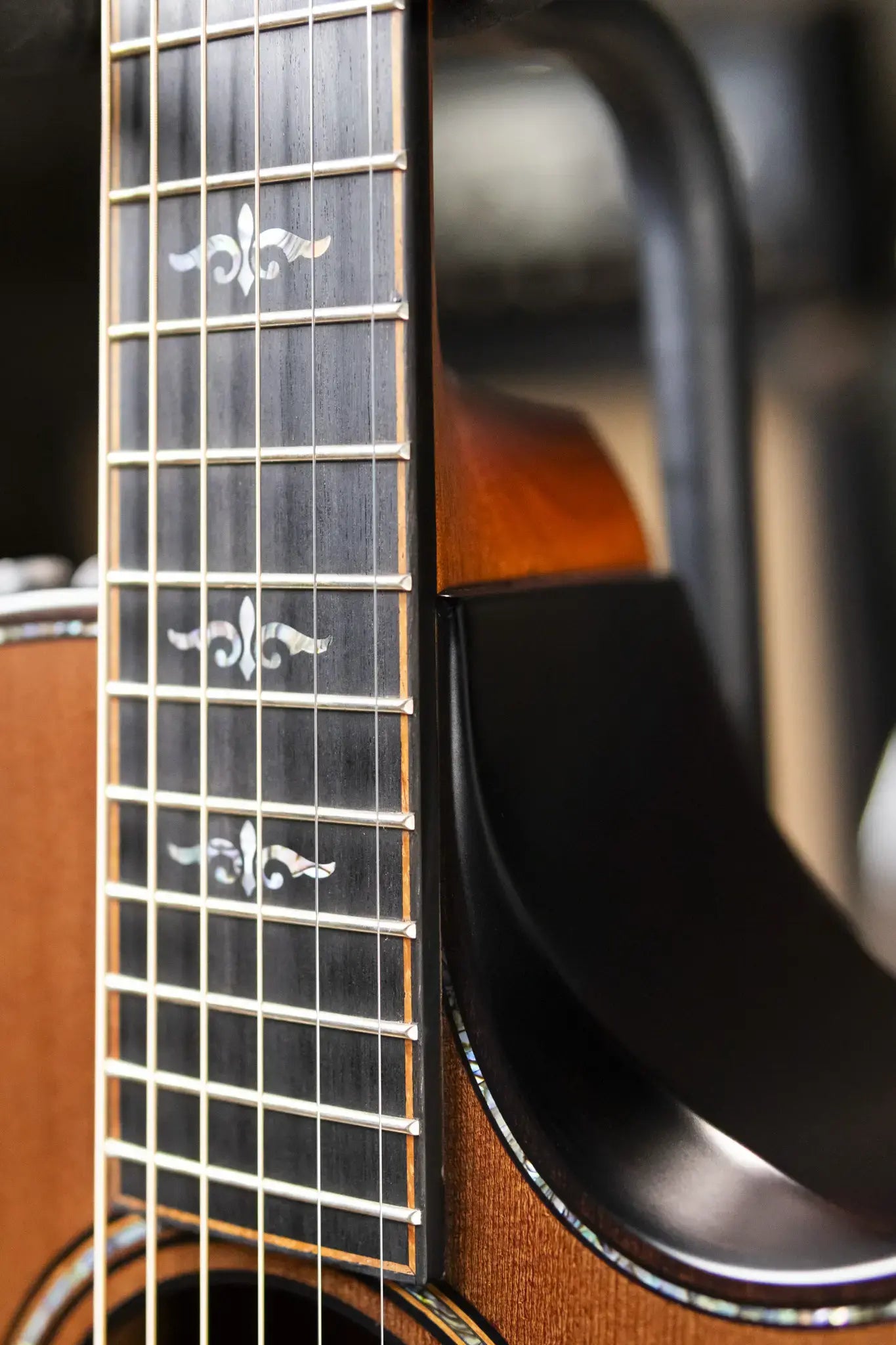 Taylor Builder's Edition 914ce Grand Auditorium Acoustic/Electric Guitar - Wild Honey Burst with Hardshell Case