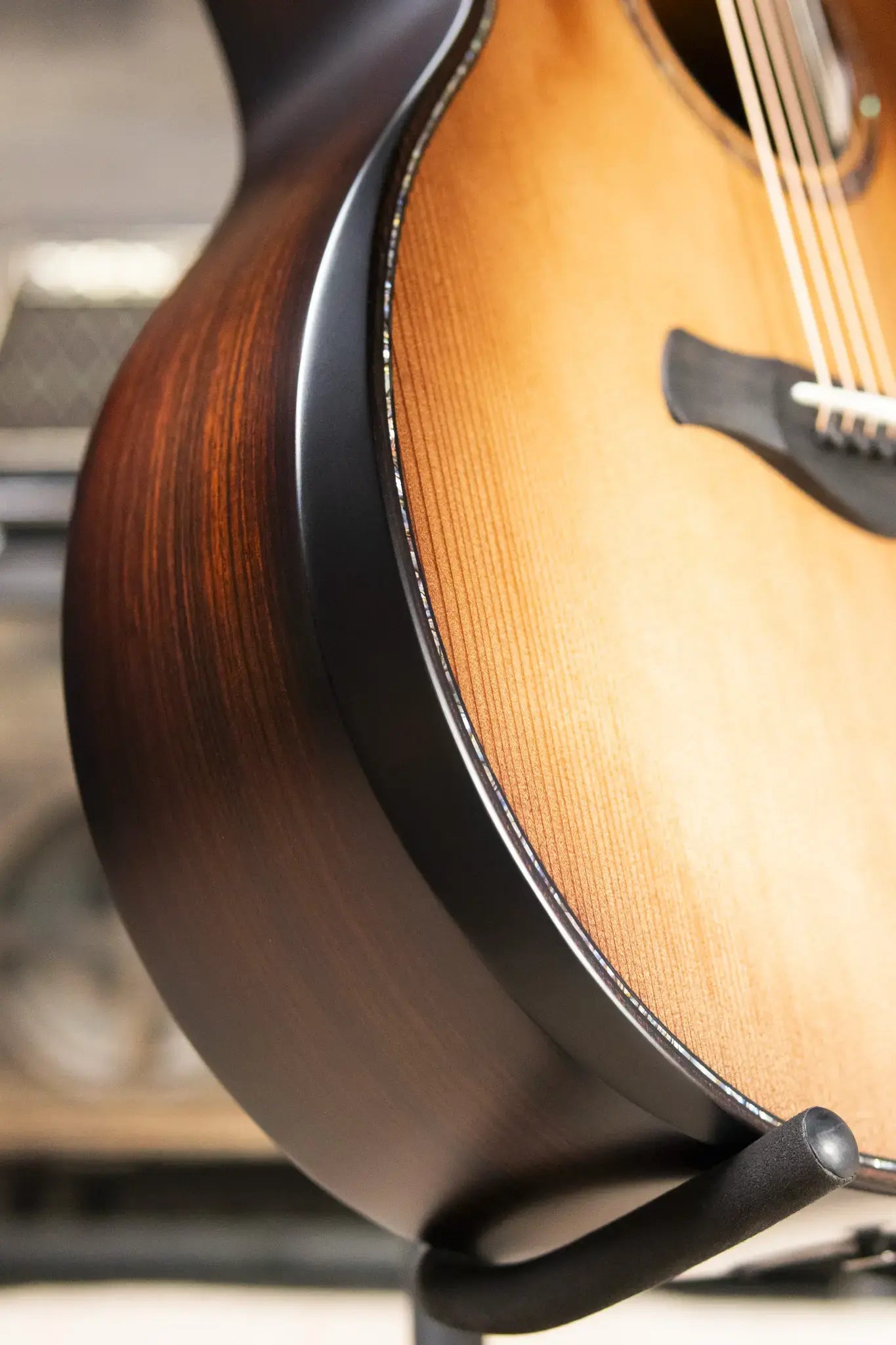Taylor Builder's Edition 914ce Grand Auditorium Acoustic/Electric Guitar - Wild Honey Burst with Hardshell Case