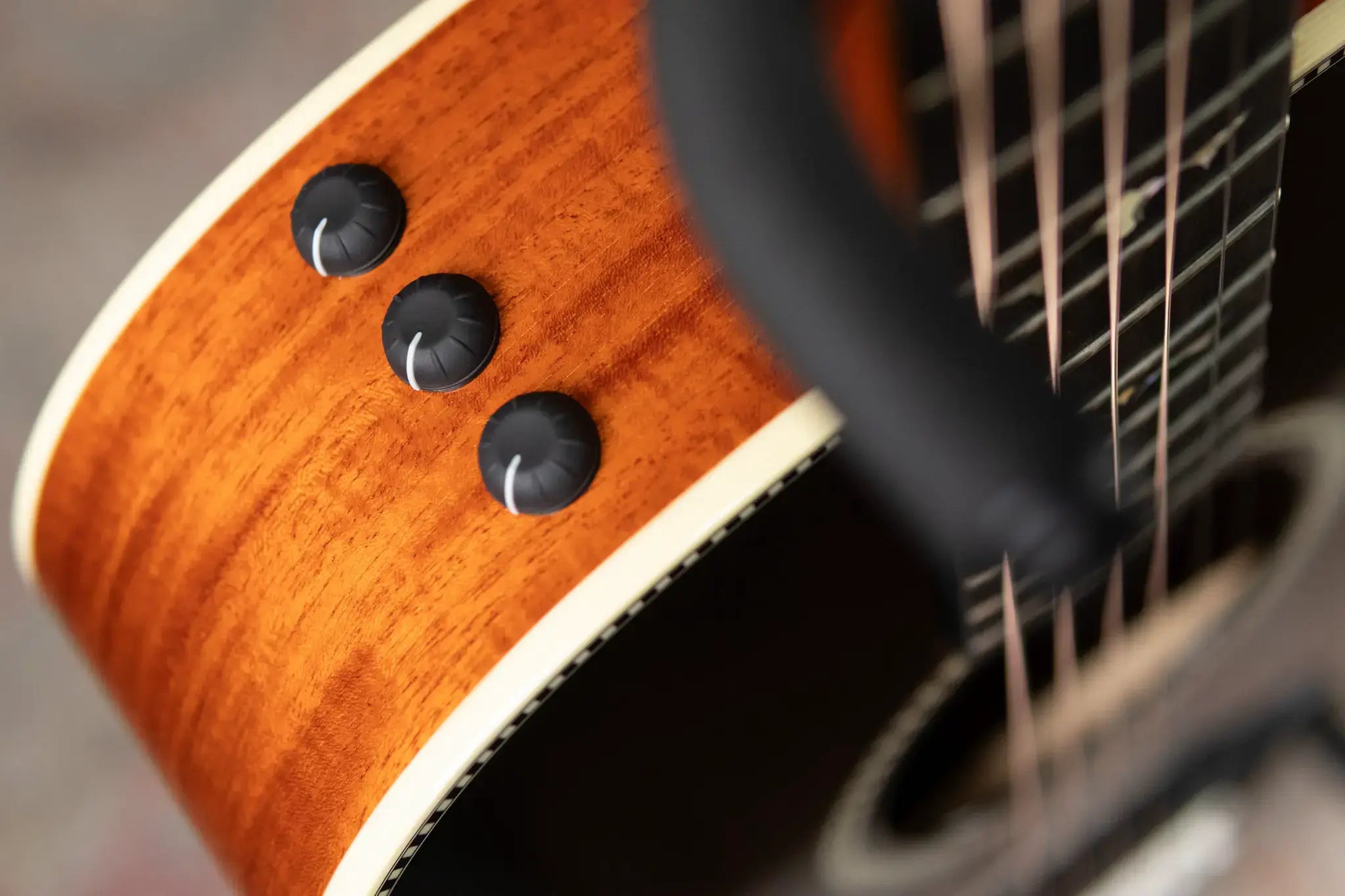 Taylor Custom Shop Grand Concert 12-Fret Acoustic/Electric - Black Top Mahogany/Mahogany with Hardshell Case