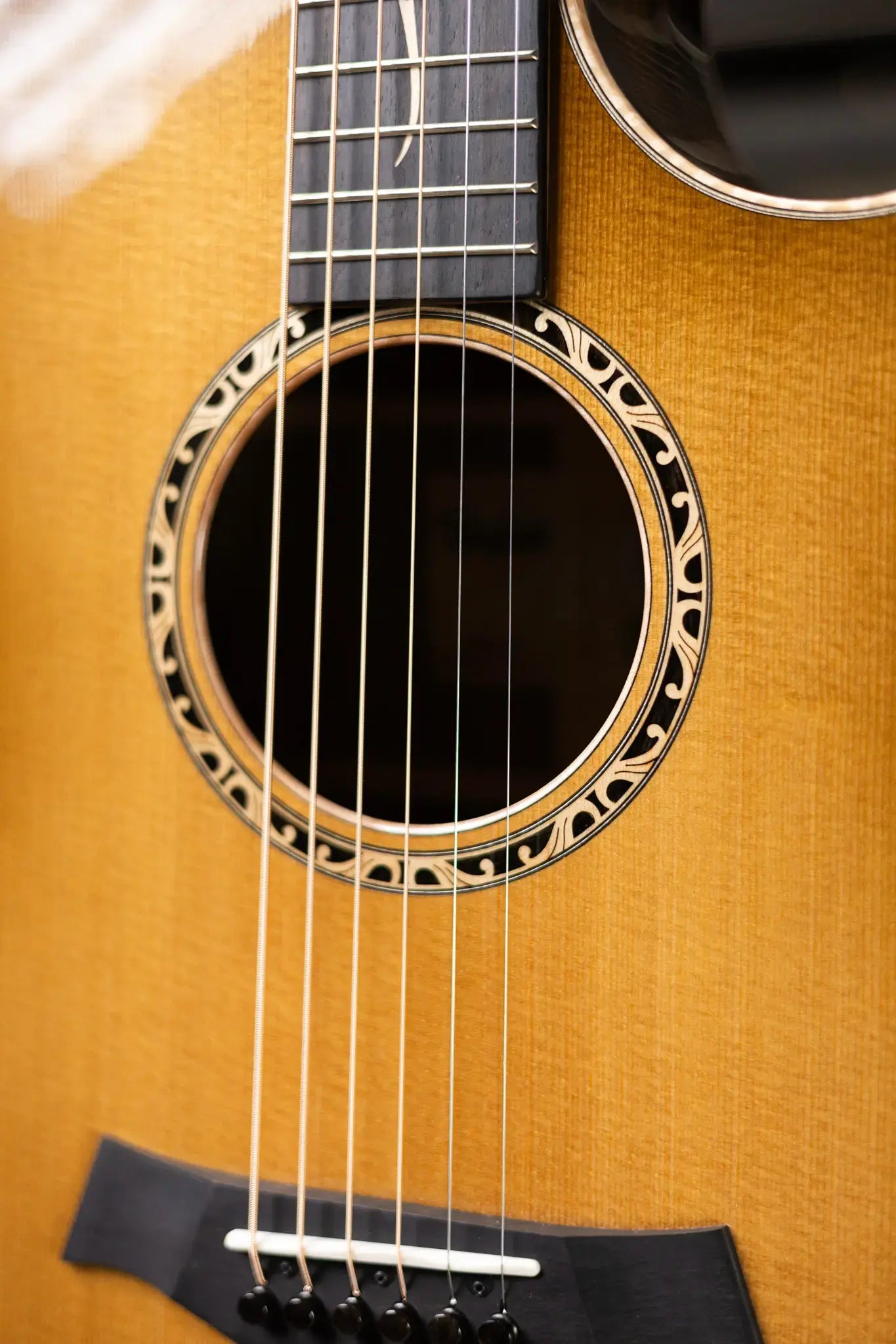 Taylor Custom Shop C18ce B5020 Catch Event #20 Grand Orchestra Acoustic/Electric Guitar - Bocote/Torrefied Sitka with Hardshell Case
