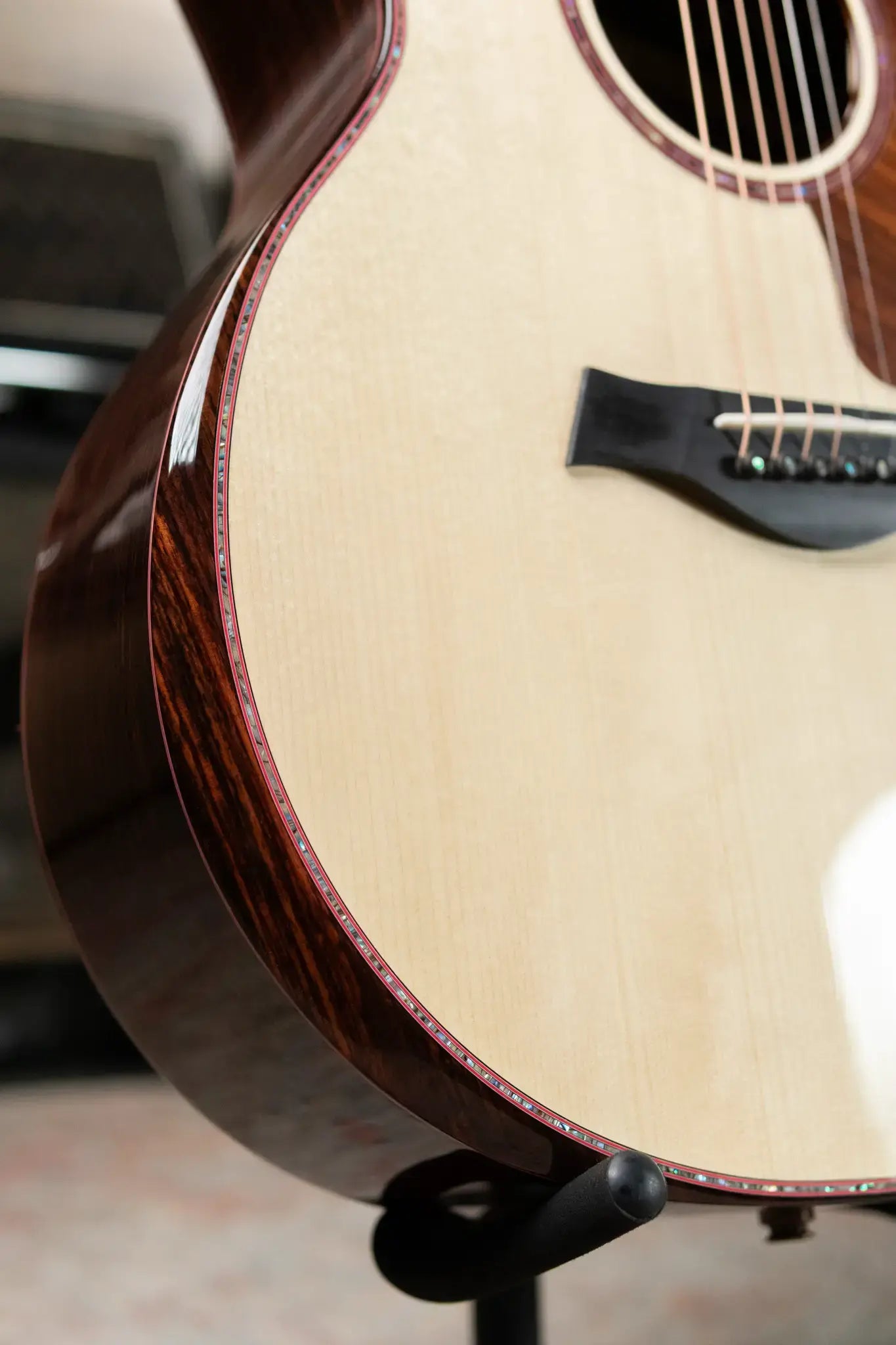 Taylor Custom Shop Grand Auditorium Rosewood/Adirondack Acoustic/Electric Guitar with L.R Baggs VTC pickup and Hardshell Case
