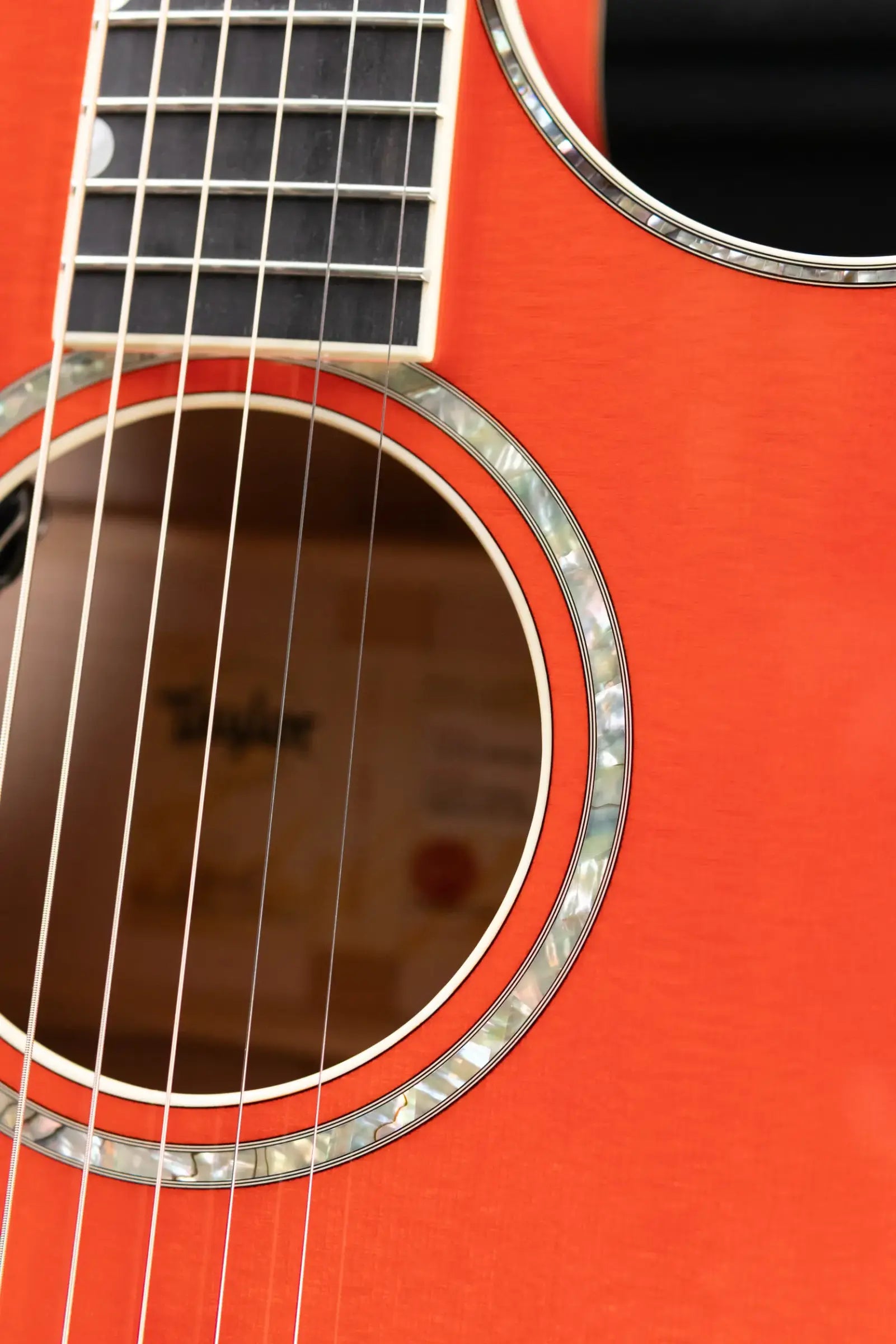 Taylor Doyle Dykes Signature Model Thin Body Grand Auditorium Acoustic/Electric Guitar with Hardshell Case