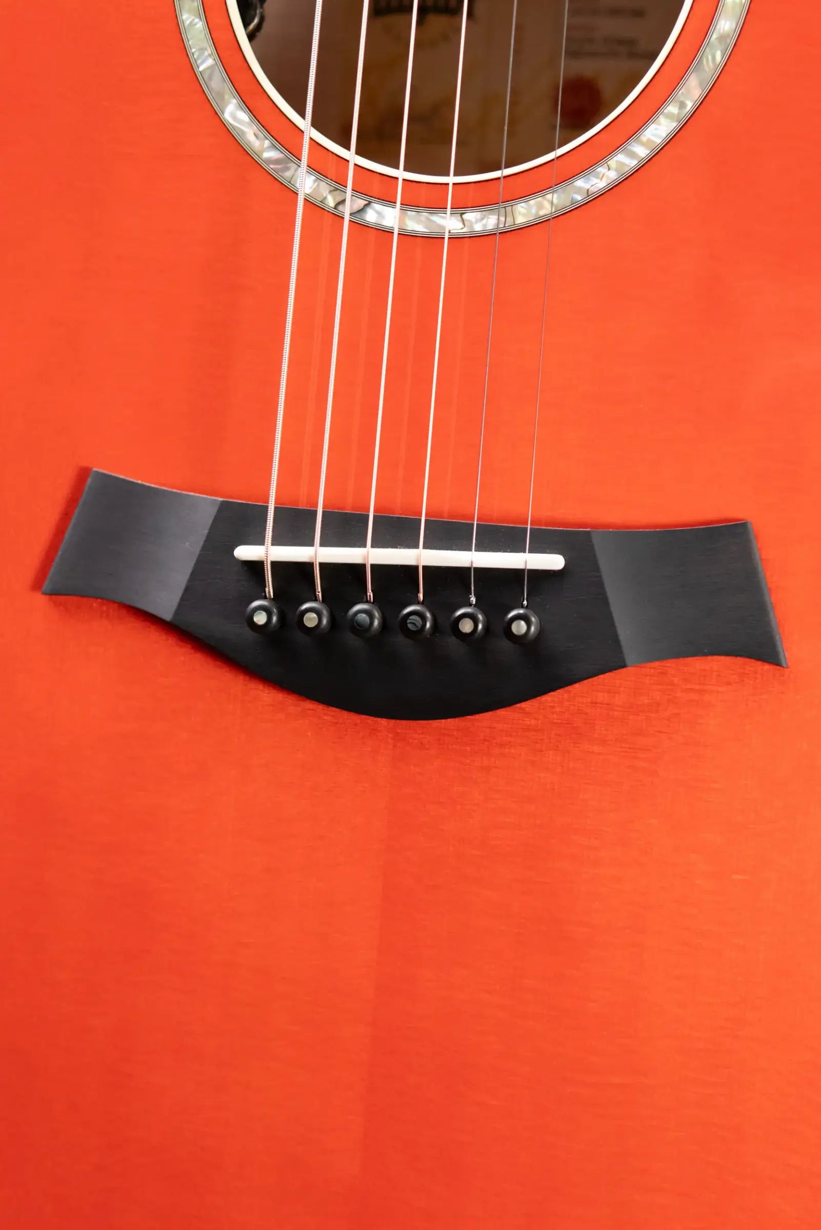 Taylor Doyle Dykes Signature Model Thin Body Grand Auditorium Acoustic/Electric Guitar with Hardshell Case