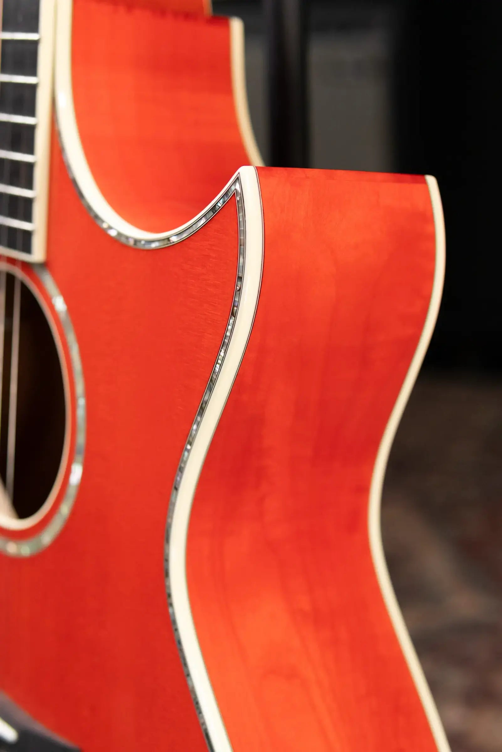 Taylor Doyle Dykes Signature Model Thin Body Grand Auditorium Acoustic/Electric Guitar with Hardshell Case