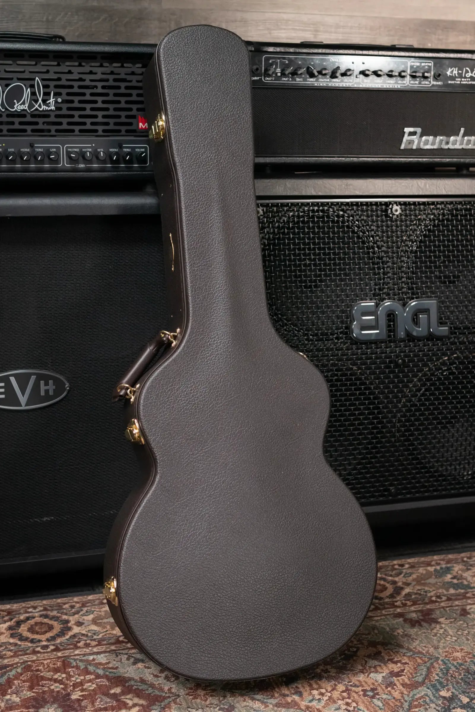 Taylor Doyle Dykes Signature Model Thin Body Grand Auditorium Acoustic/Electric Guitar with Hardshell Case