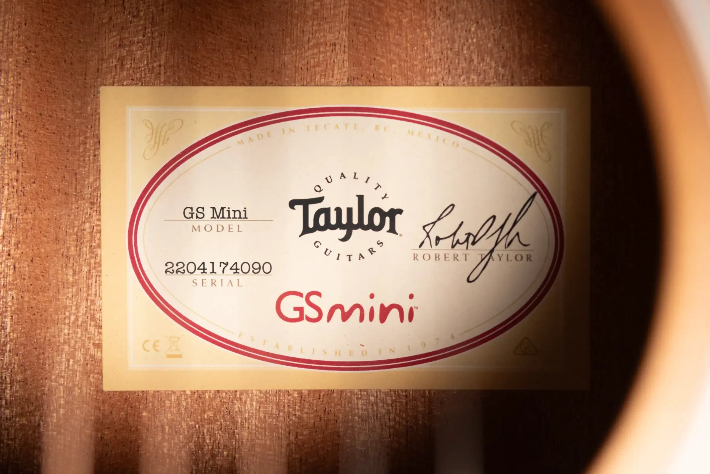 Taylor GS Mini Sapele Acoustic Guitar with GS Mini Bag