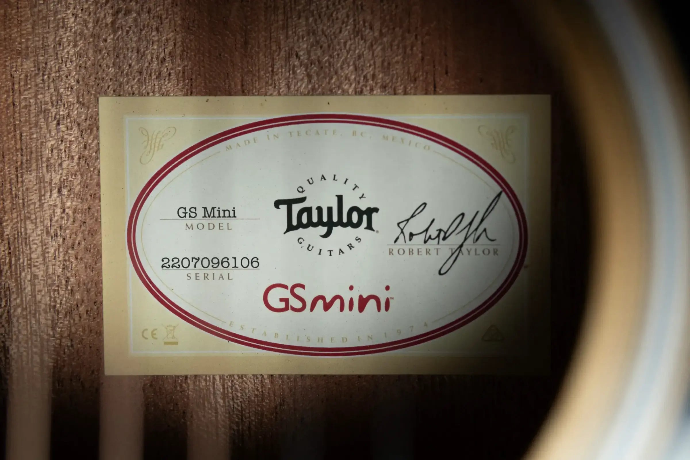 Taylor GS Mini Sapele Acoustic Guitar with GS Mini Hard Bag