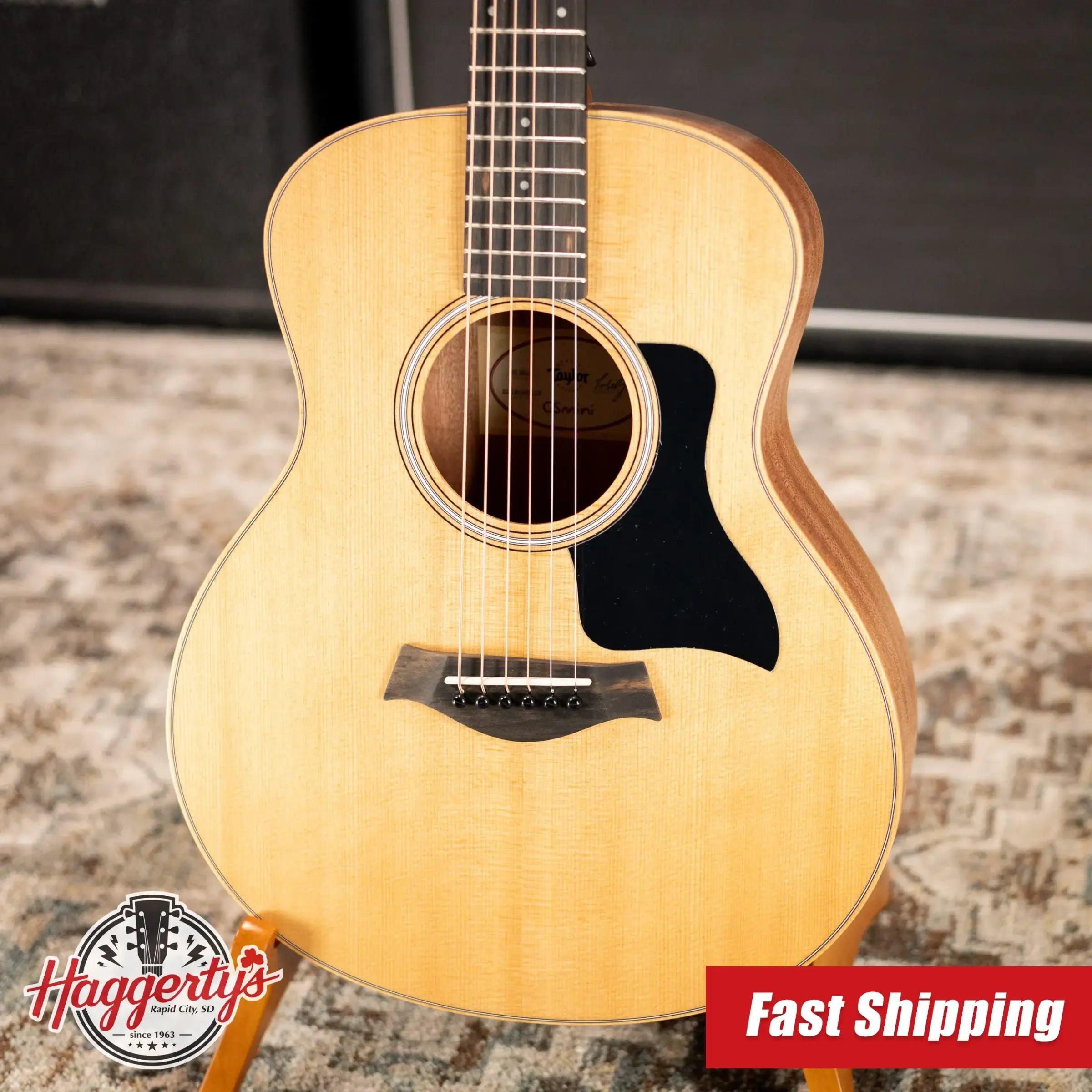 Taylor GS Mini Sapele Acoustic Guitar with Gig Bag