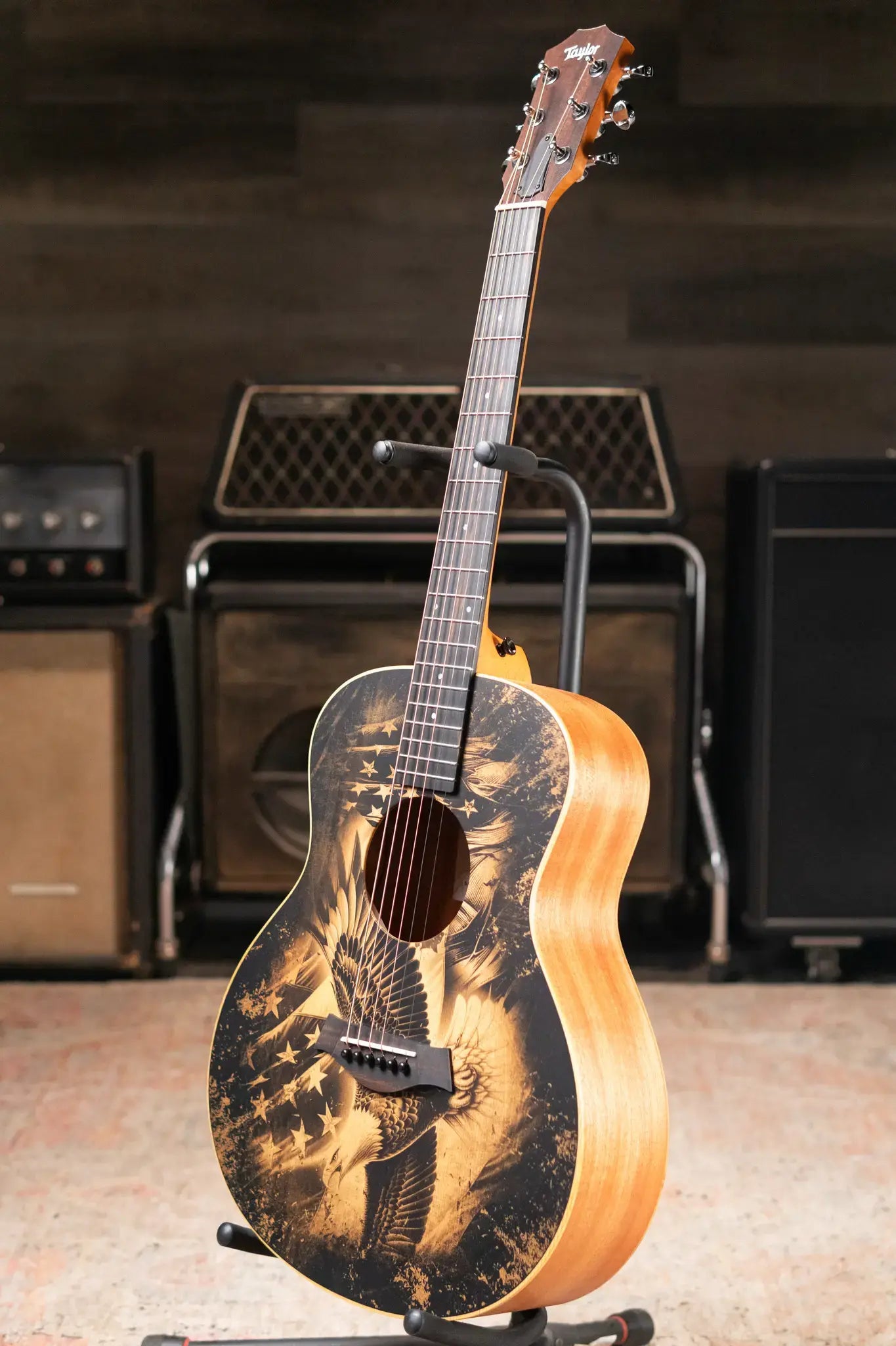 Taylor GS Mini Special Edition Guitars 4 Veterans Americana Acoustic Guitar with GS Mini Bag