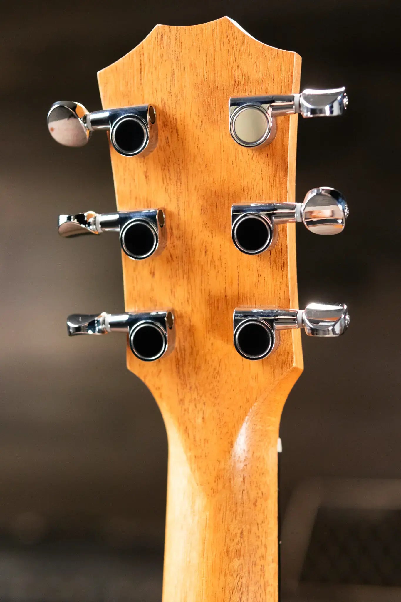 Taylor GS Mini-e Koa Acoustic-Electric Guitar with Structured Gig Bag