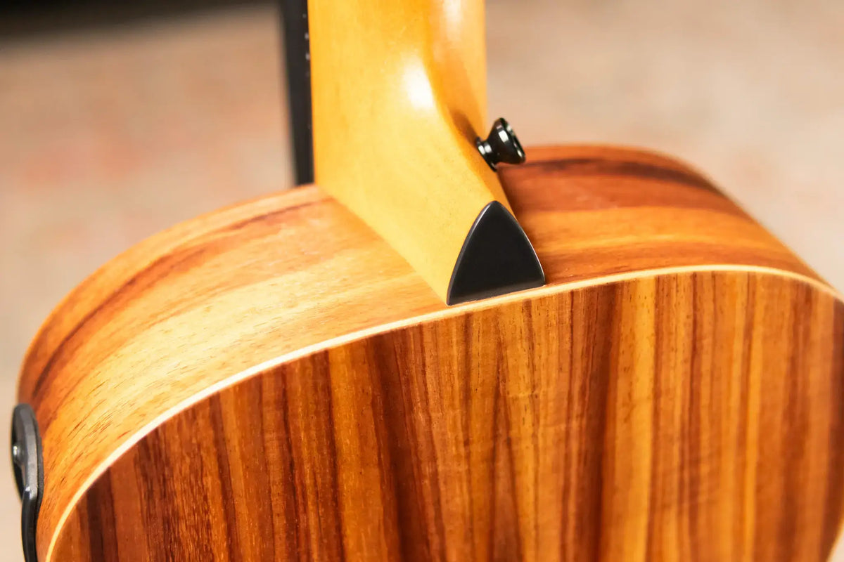 Taylor GS Mini-e Koa Left-Handed Acoustic/Electric Guitar with Gig Bag - Demo