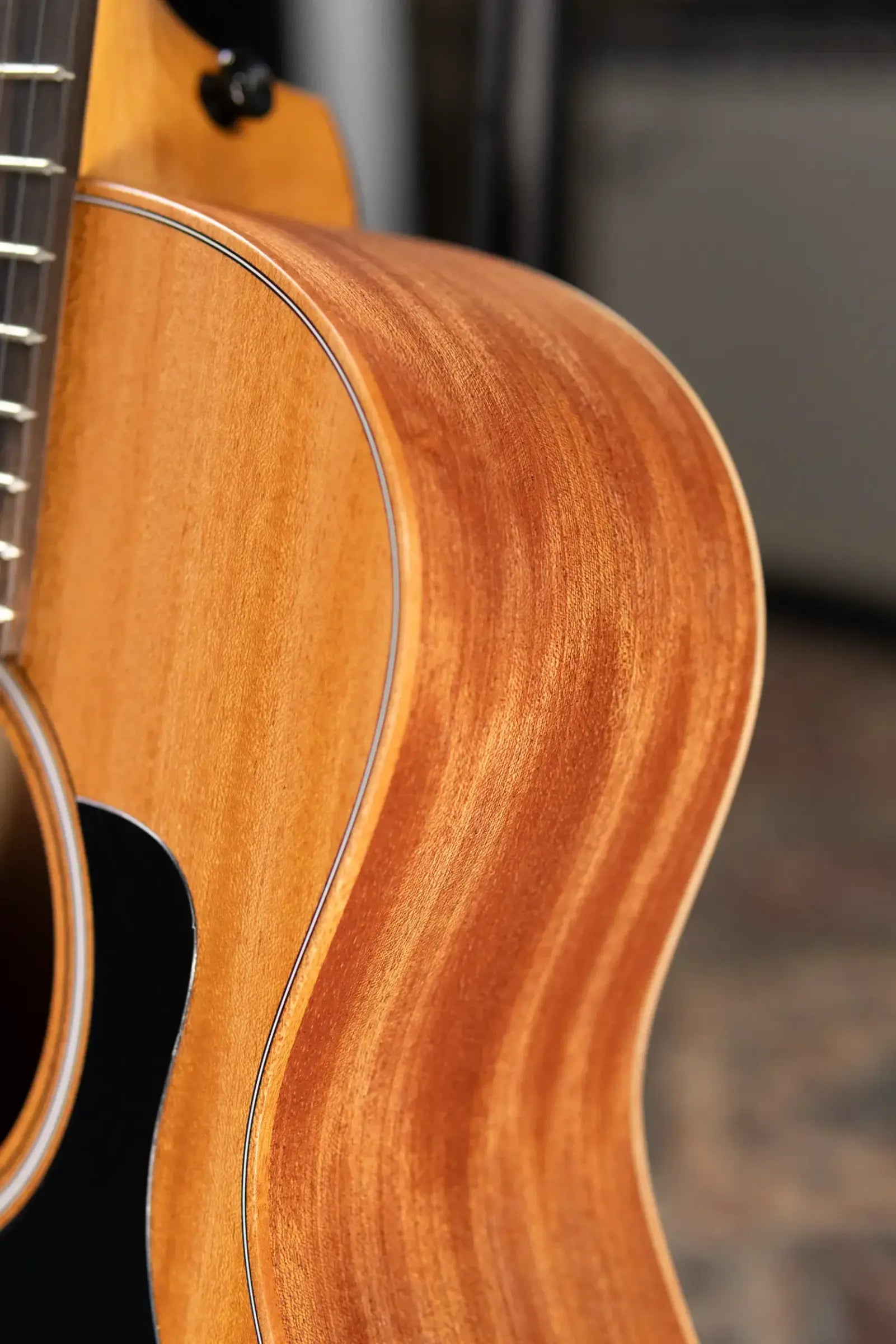 Taylor GS Mini-e Mahogany Acoustic/Electric Guitar with GS Mini Bag