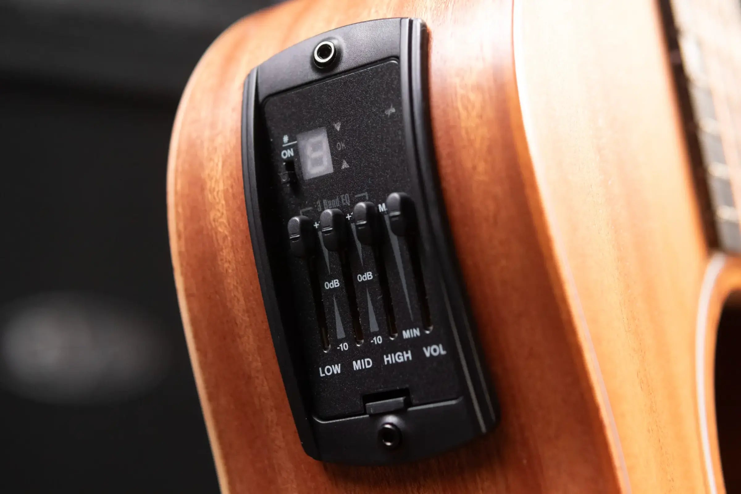 Taylor GS Mini-e Mahogany Acoustic-Electric Guitar with Gig Bag