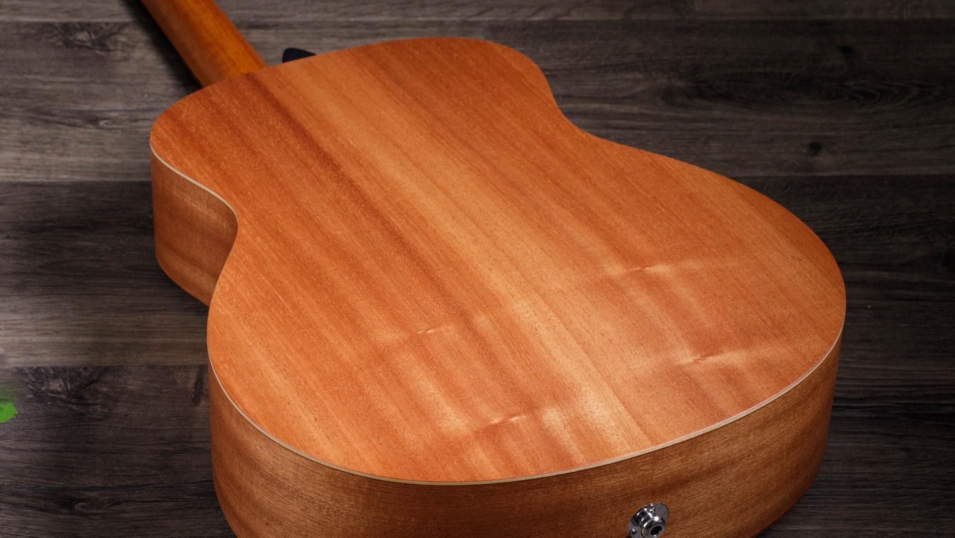 Taylor GS Mini-e Mahogany Acoustic-Electric Guitar with Structured Gig Bag