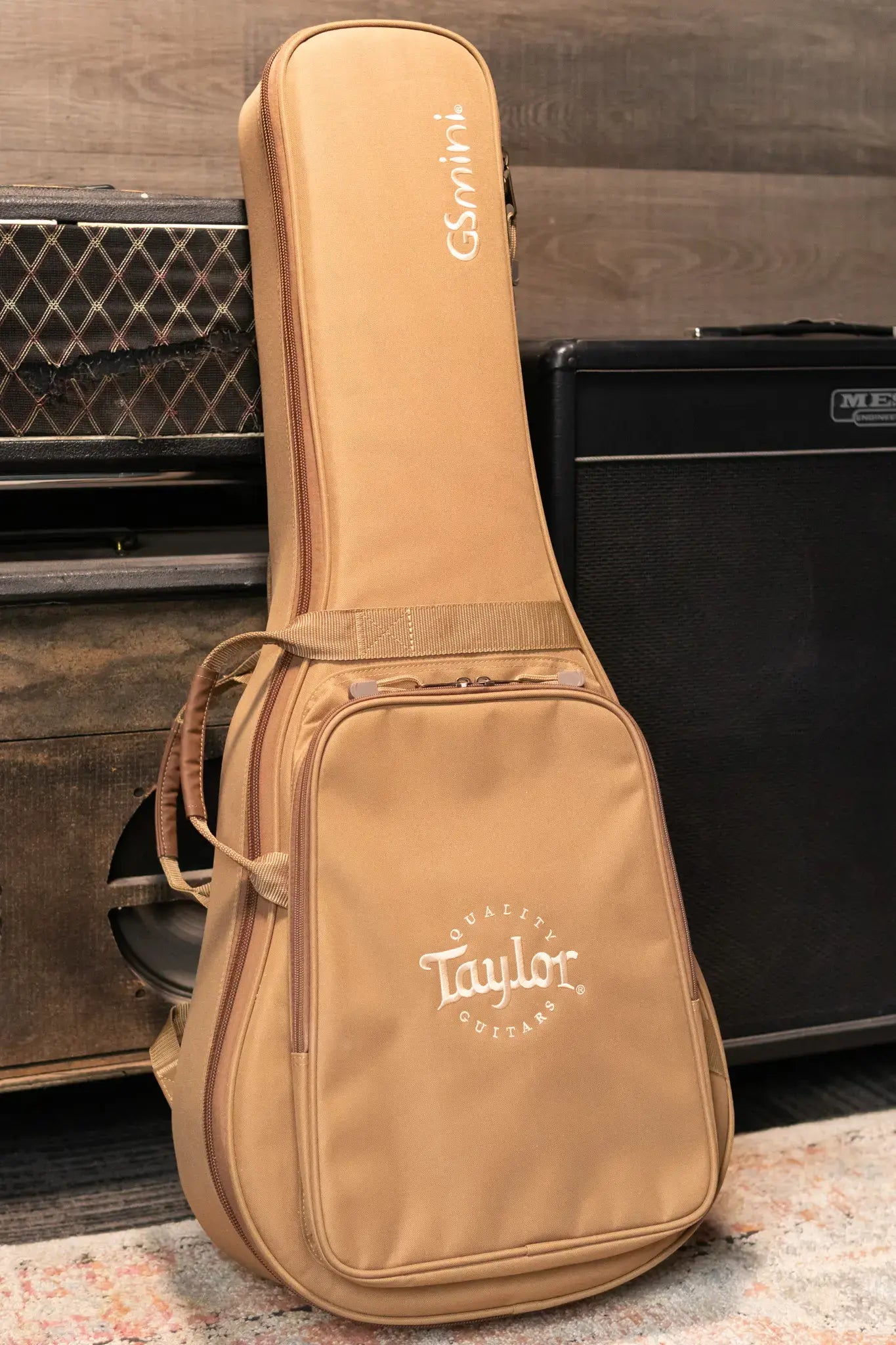Taylor GS Mini-e Mahogany Acoustic-Electric Guitar with Structured Gig Bag