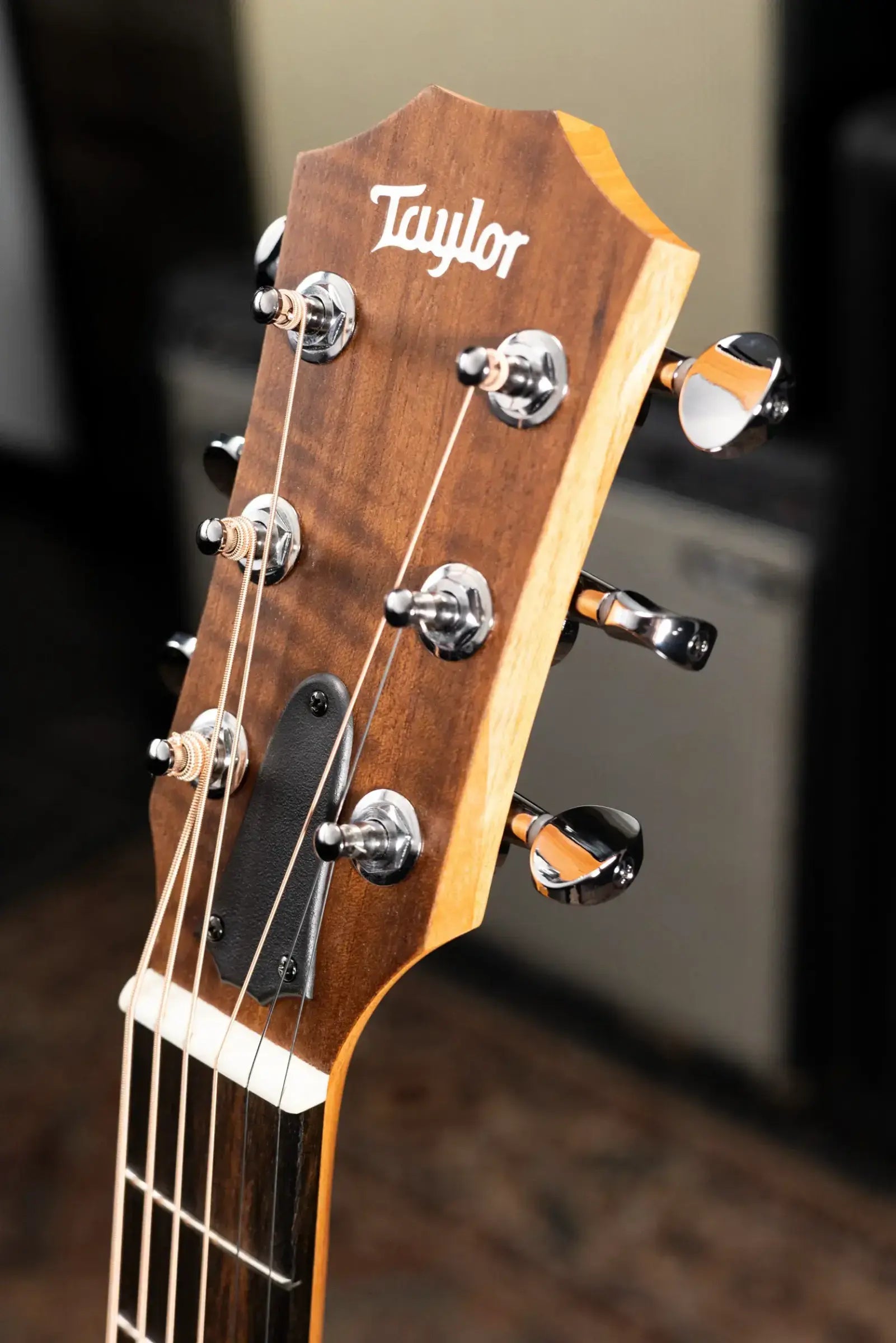 Taylor GS Mini-e Special Edition Acoustic/Electric Guitar - Honeyburst with GS Mini Bag