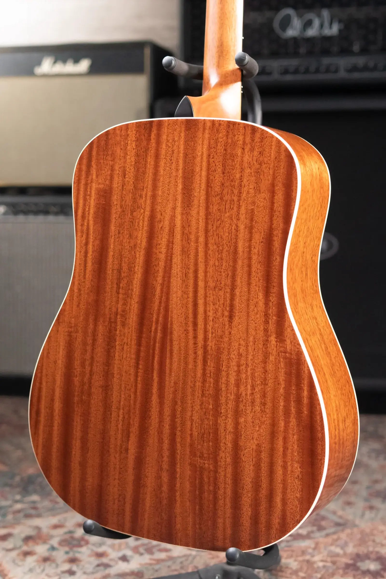 Taylor Gold Label 510e Dreadnought Acoustic/Electric Guitar with Hardshell Case