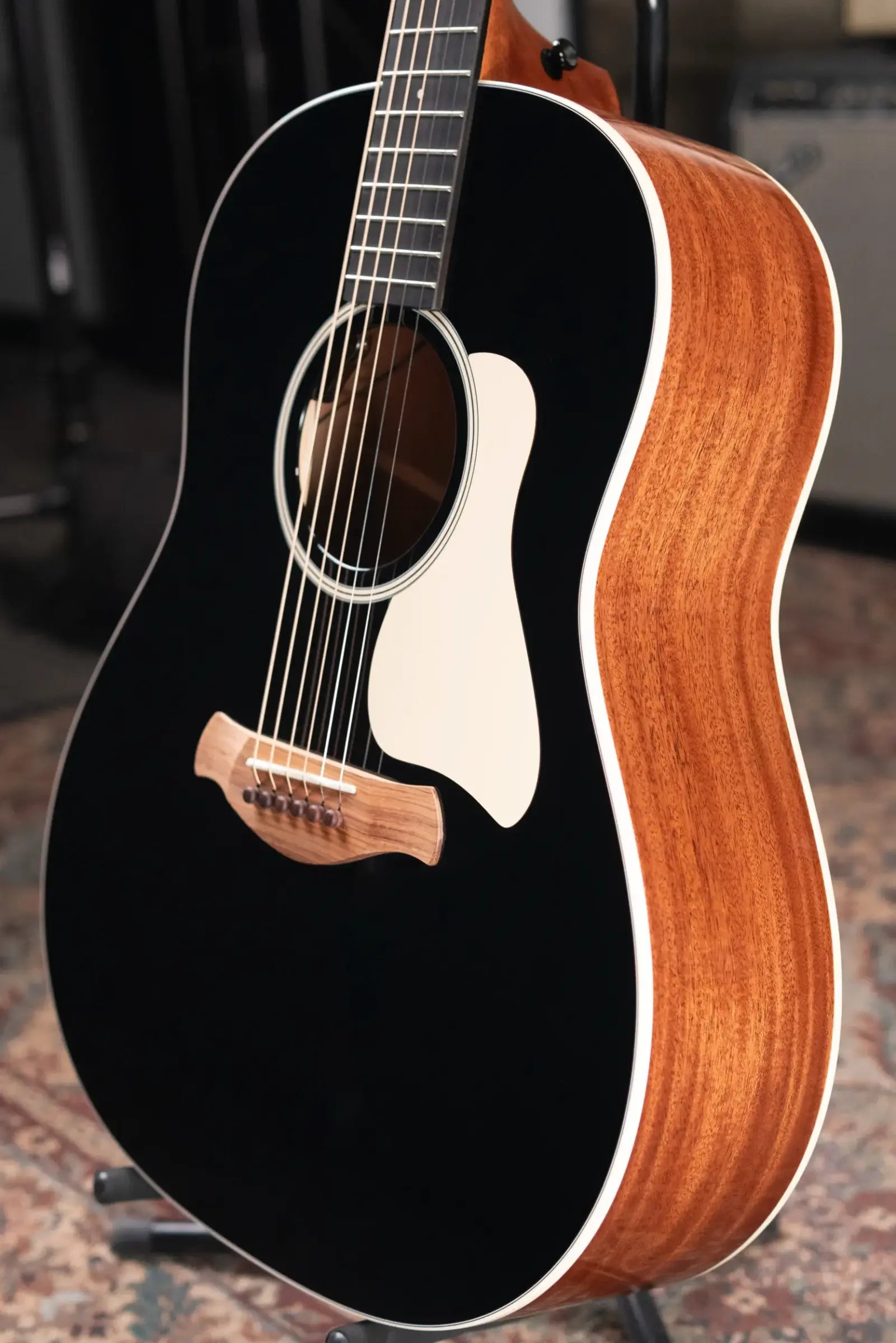 Taylor Gold Label 517e Grand Pacific Acoustic/Electric Guitar - Blacktop with Hardshell Case - Factory Demo