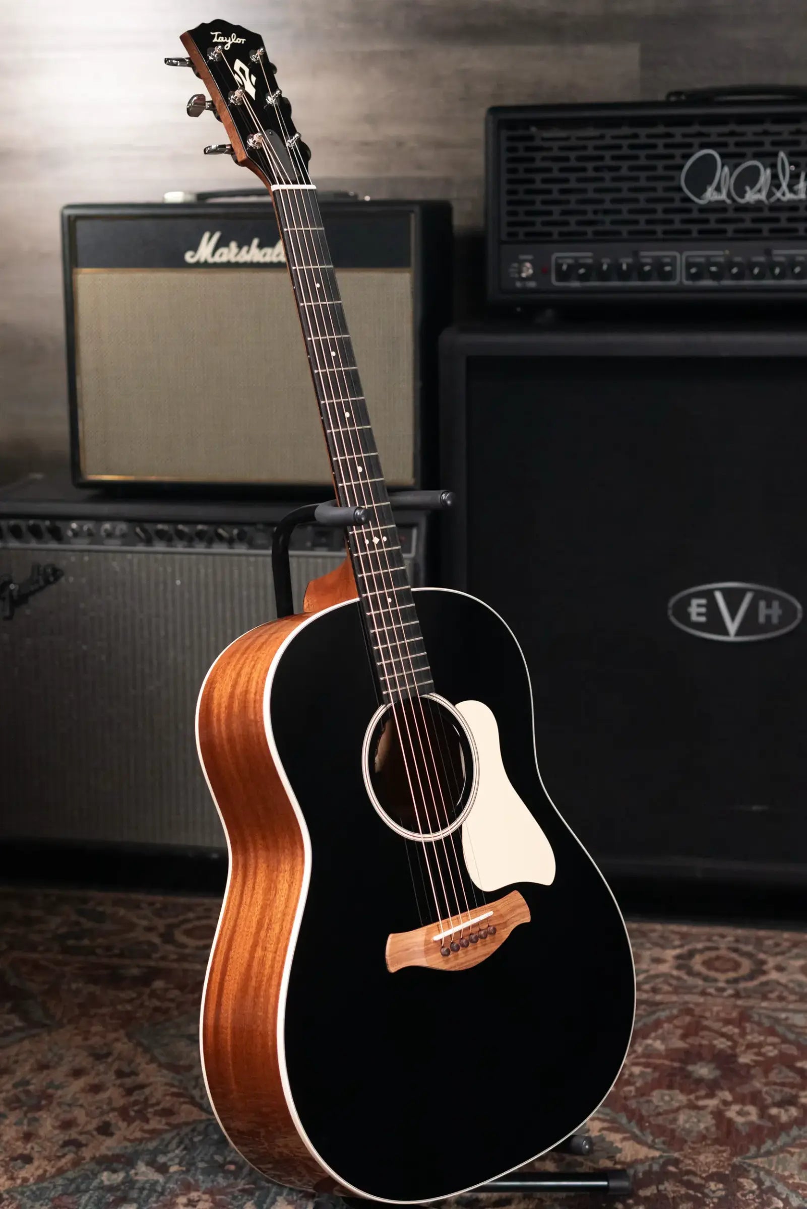 Taylor Gold Label 517e Grand Pacific Acoustic/Electric Guitar - Blacktop with Hardshell Case - Factory Demo