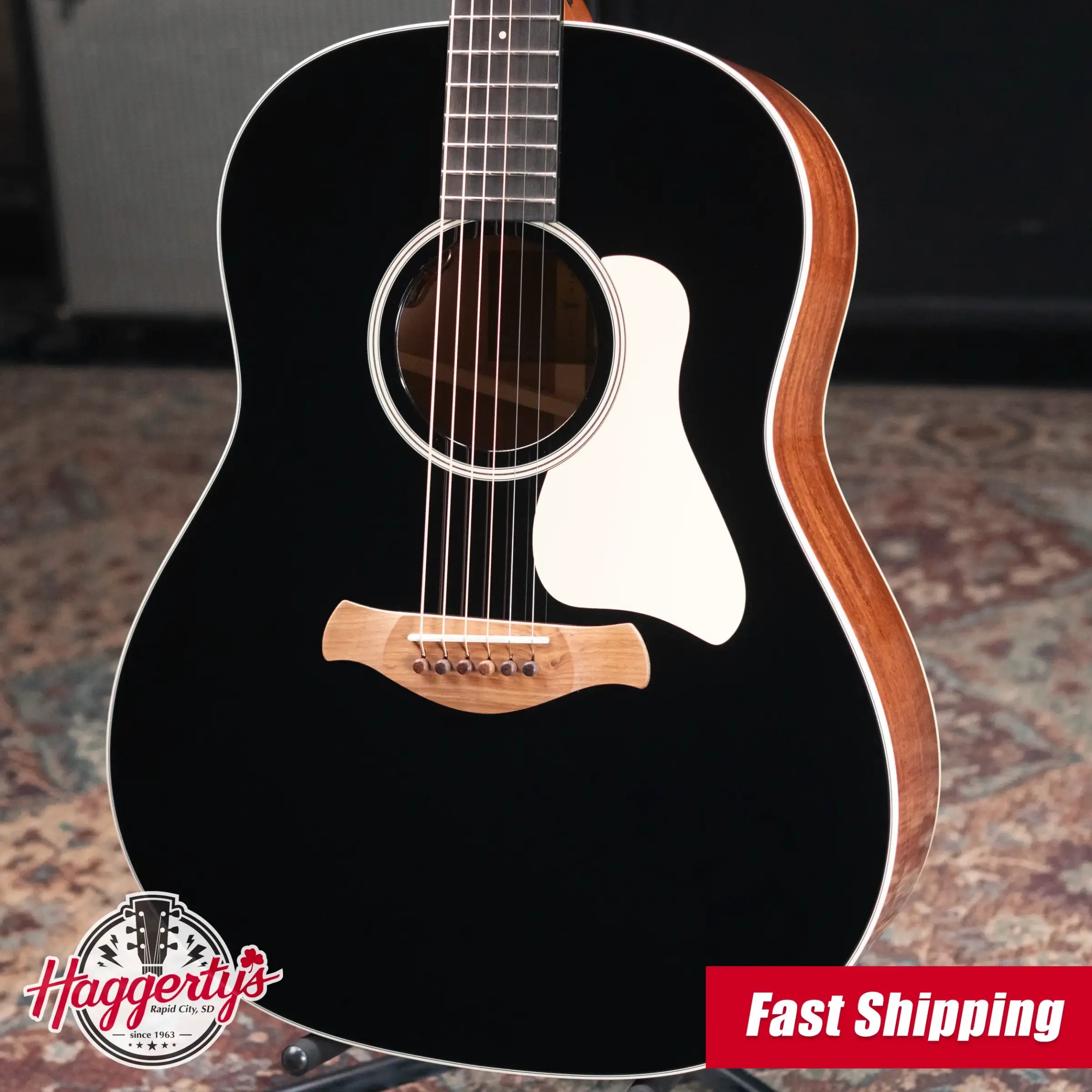 Taylor Gold Label 517e Grand Pacific Acoustic/Electric Guitar - Blacktop with Hardshell Case