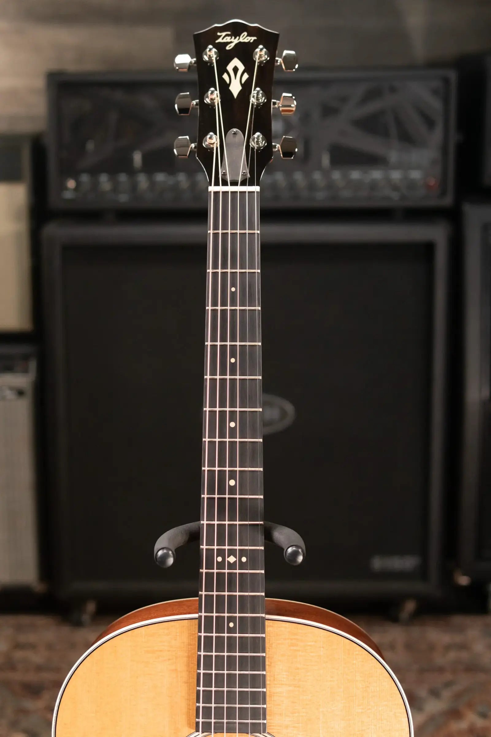Taylor Gold Label 517e Grand Pacific Acoustic/Electric Guitar - Natural with Cream Pickguard and Hardshell Case - Factory Demo