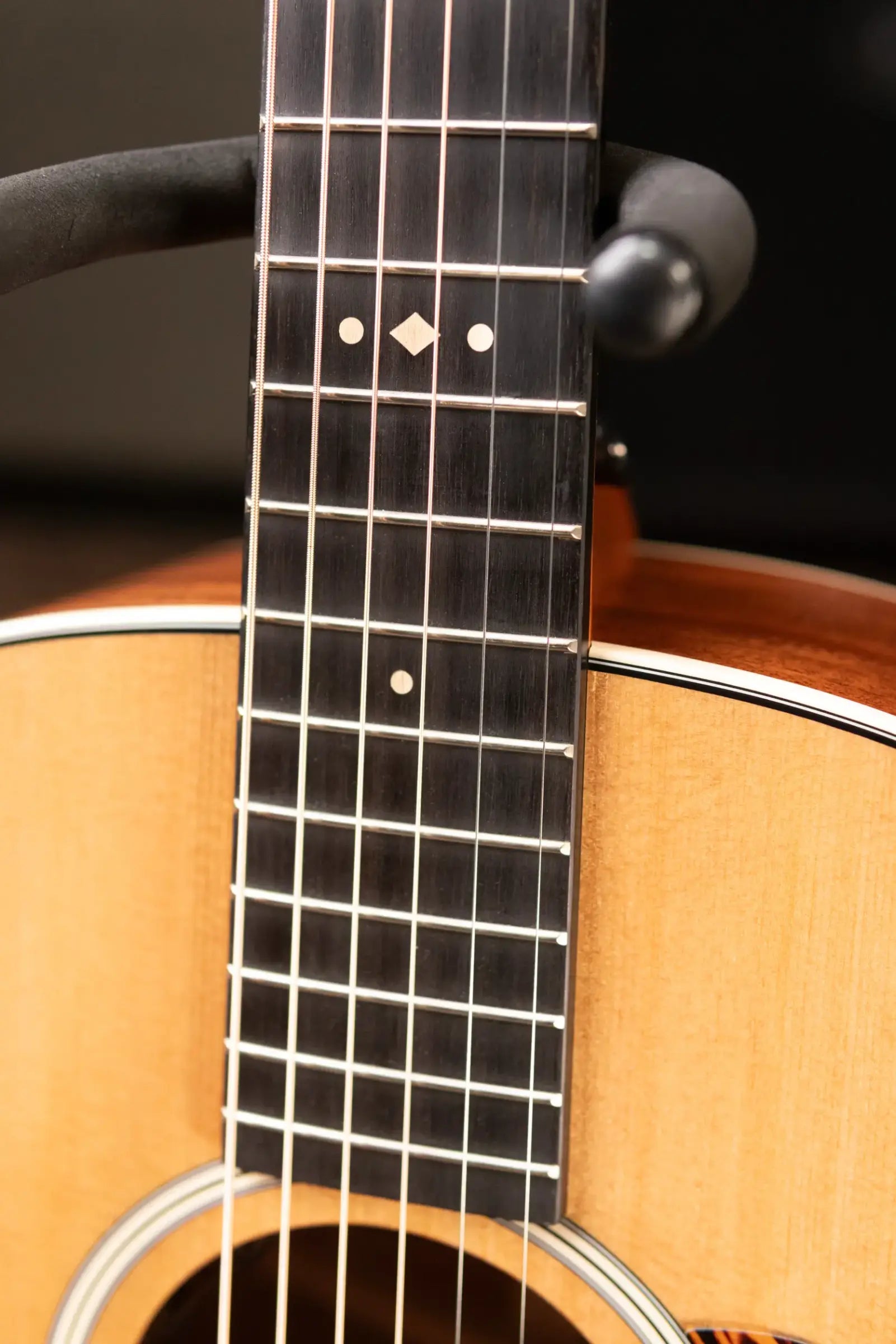 Taylor Gold Label 517e Grand Pacific Acoustic/Electric Guitar - Natural with Hardshell Case