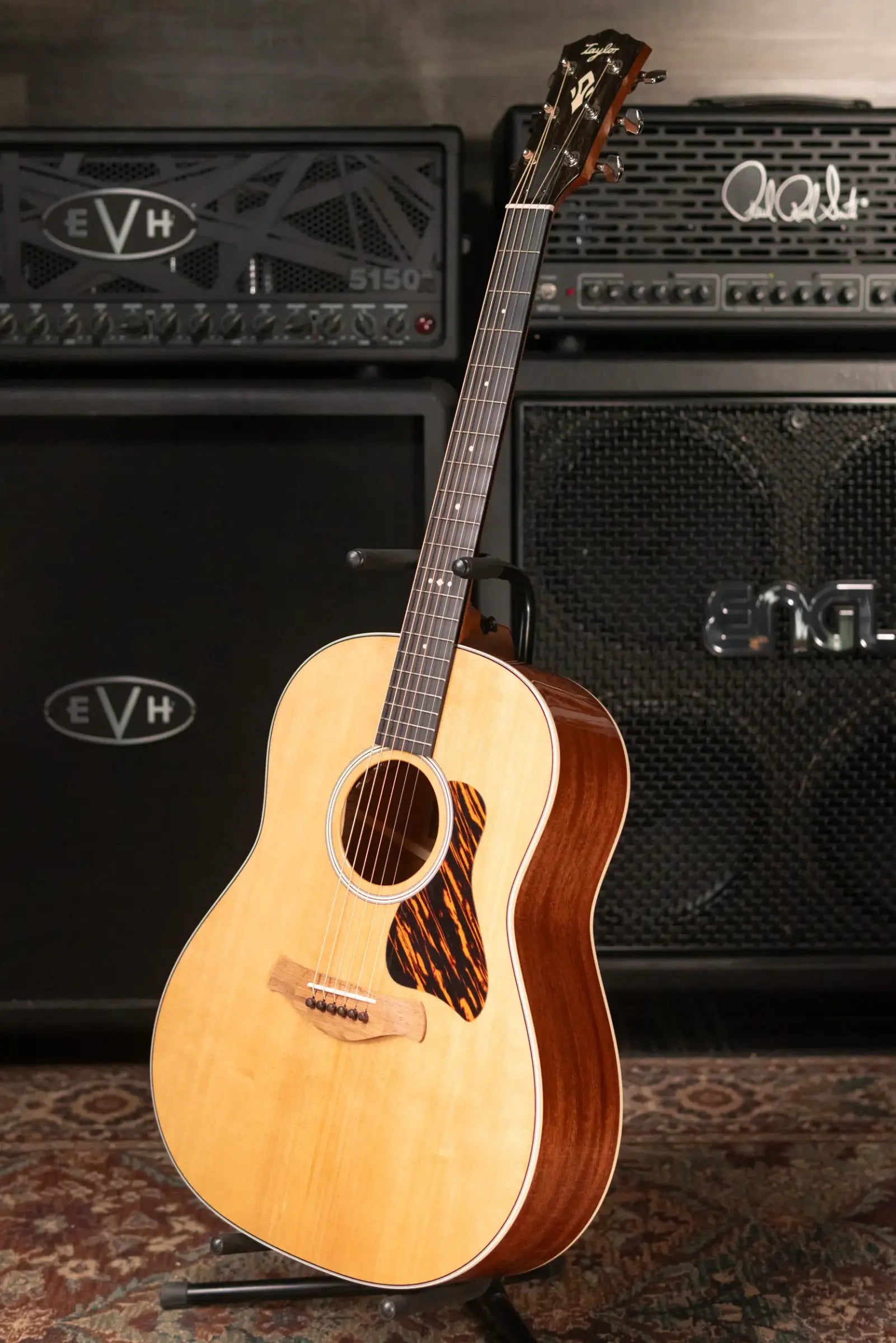 Taylor Gold Label 517e Grand Pacific Acoustic/Electric Guitar - Natural with Hardshell Case