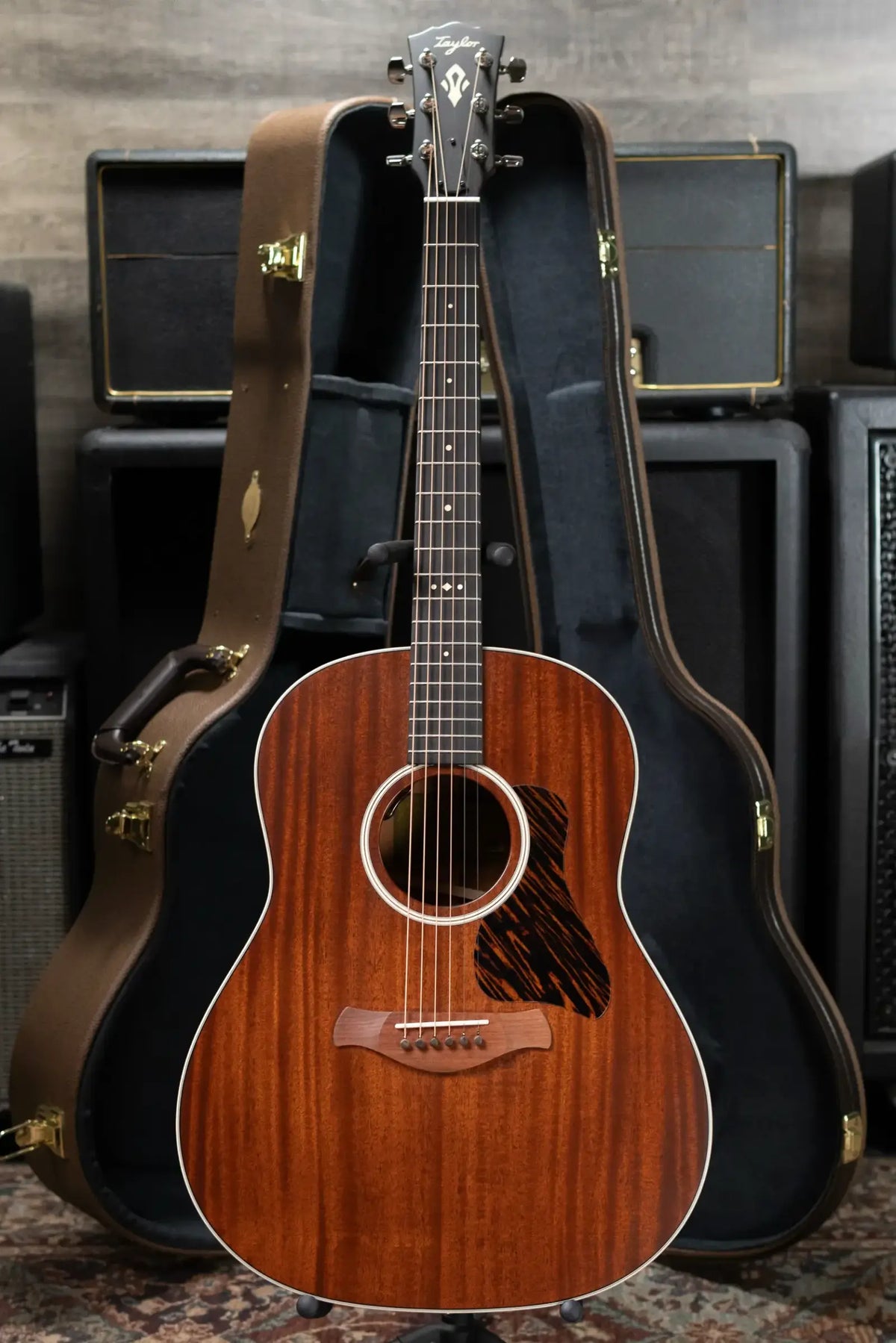 Taylor Gold Label 527e Grand Pacific Acoustic/Electric Guitar - All Mahogany with Hardshell Case