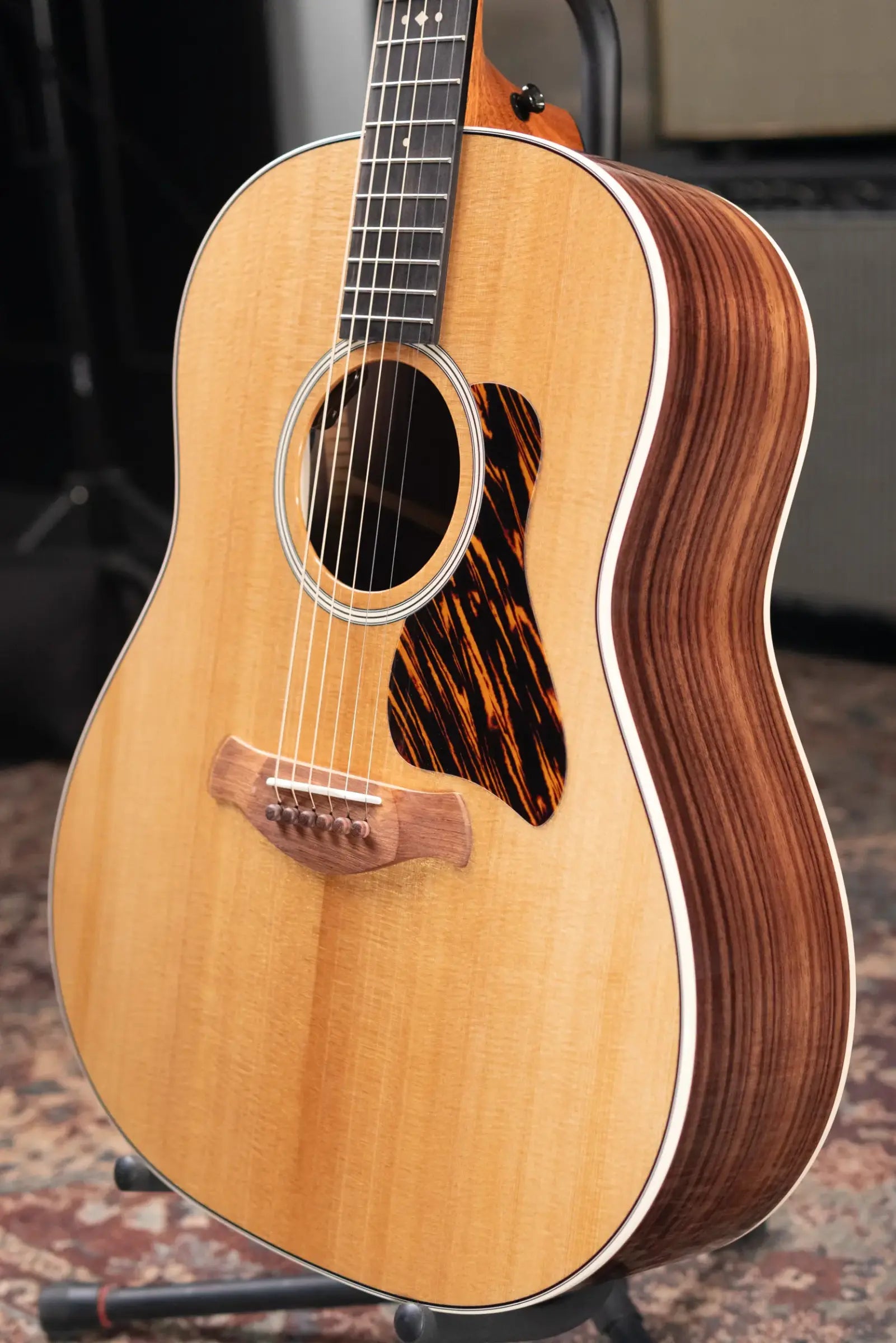 Taylor Gold Label 717e Grand Pacific Acoustic/Electric Guitar with Hardshell Case