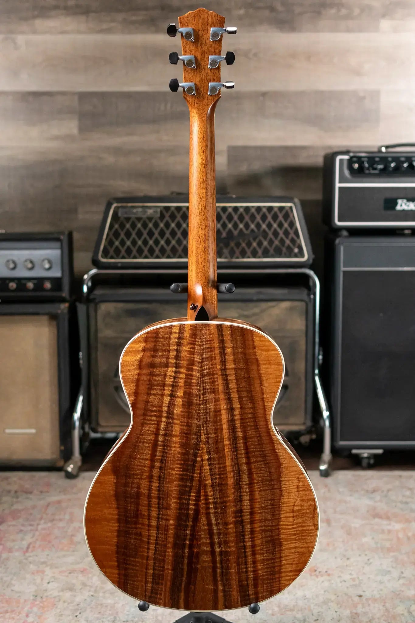 Taylor Gold Label 814e Super Auditorium Koa Acoustic/Electric with Hardshell Case