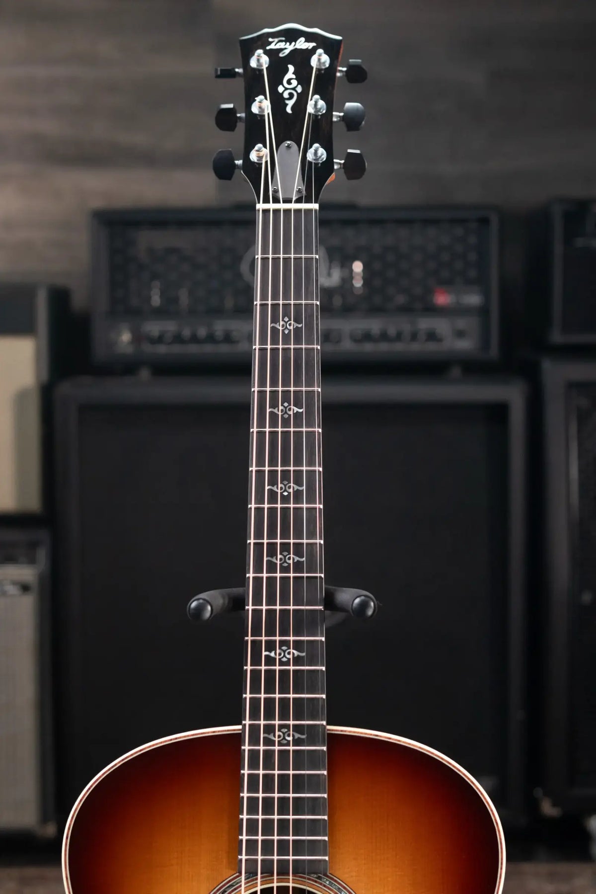Taylor Gold Label 814e SB Super Auditorium Acoustic/Electric Guitar - Sunburst with Hardshell Case - Demo