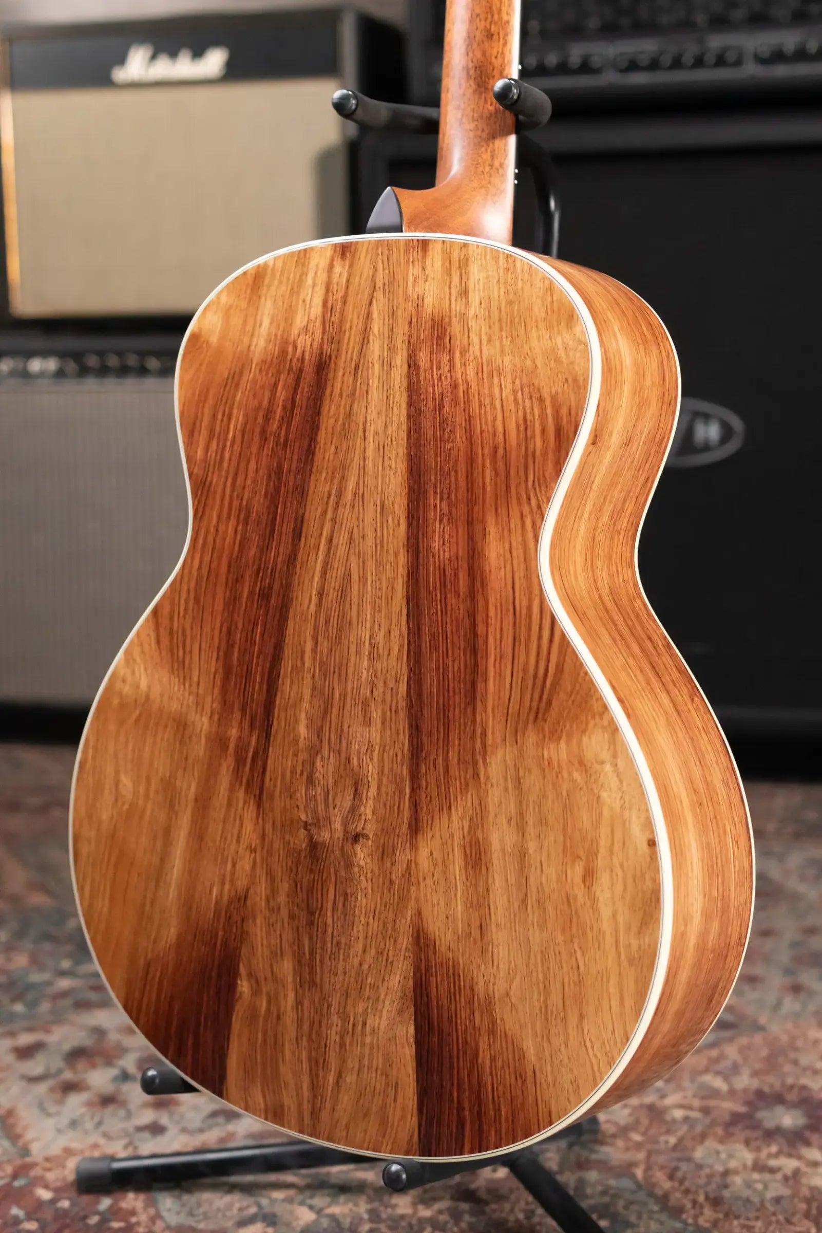 Taylor Gold Label 814e SB Super Auditorium Acoustic/Electric Guitar - Sunburst with Hardshell Case