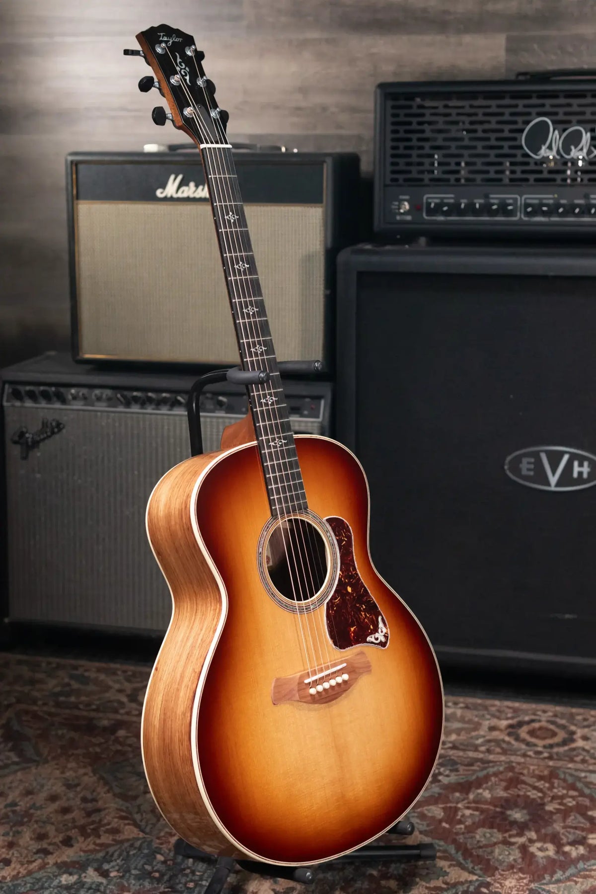 Taylor Gold Label 814e SB Super Auditorium Acoustic/Electric Guitar - Sunburst with Hardshell Case - Demo